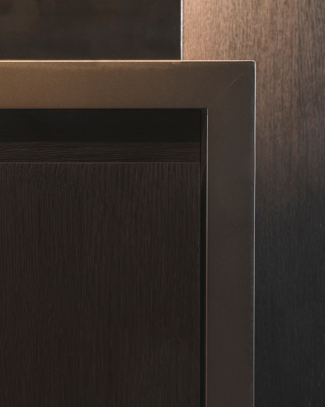 Decospan_trend_chrometastic_surfaces