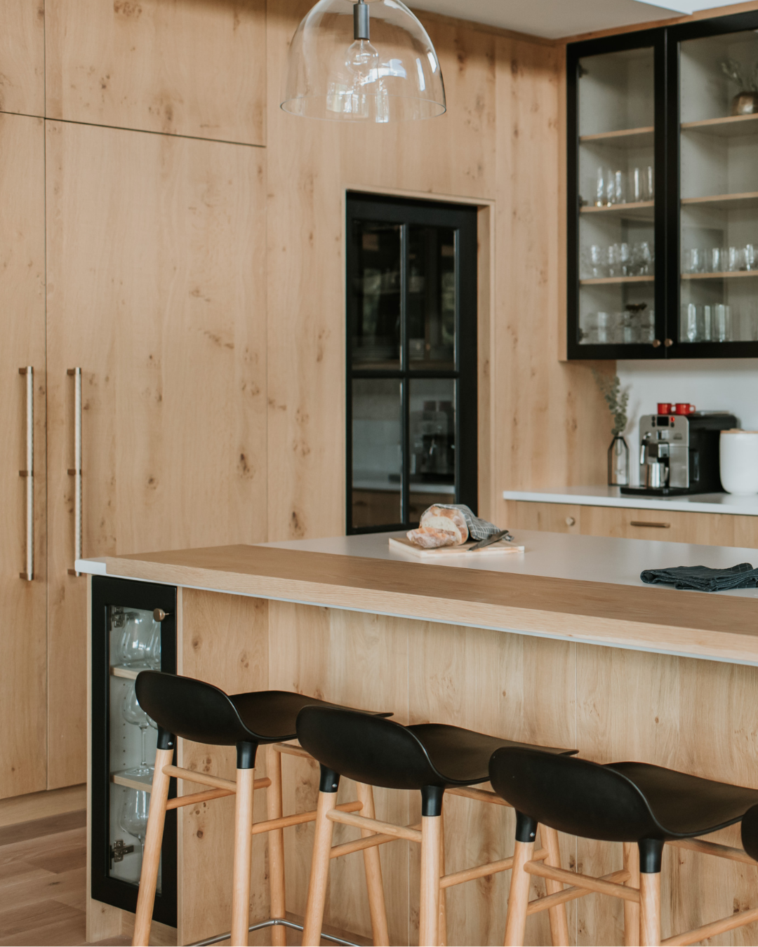 A kitchen with wood veneer wall panels - querkus - oak veneer