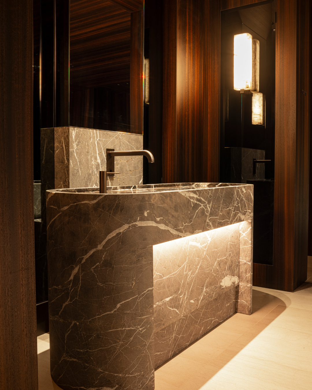 picture alternative text