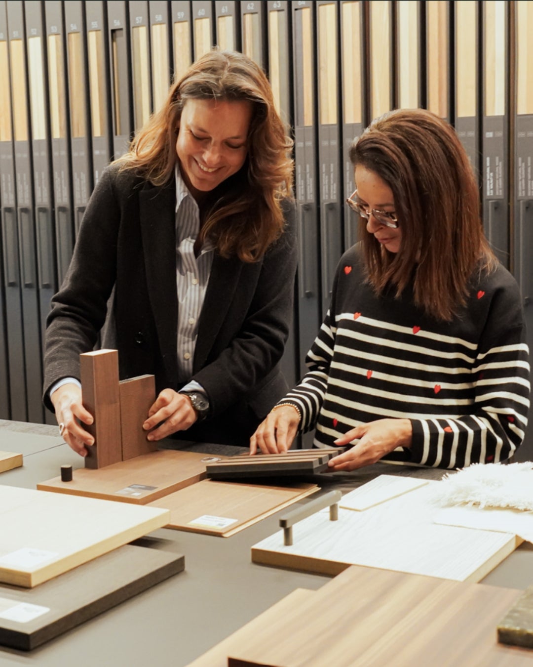 Showroom Decospan - veneerhouse - wood veneer samples - karima - laurence