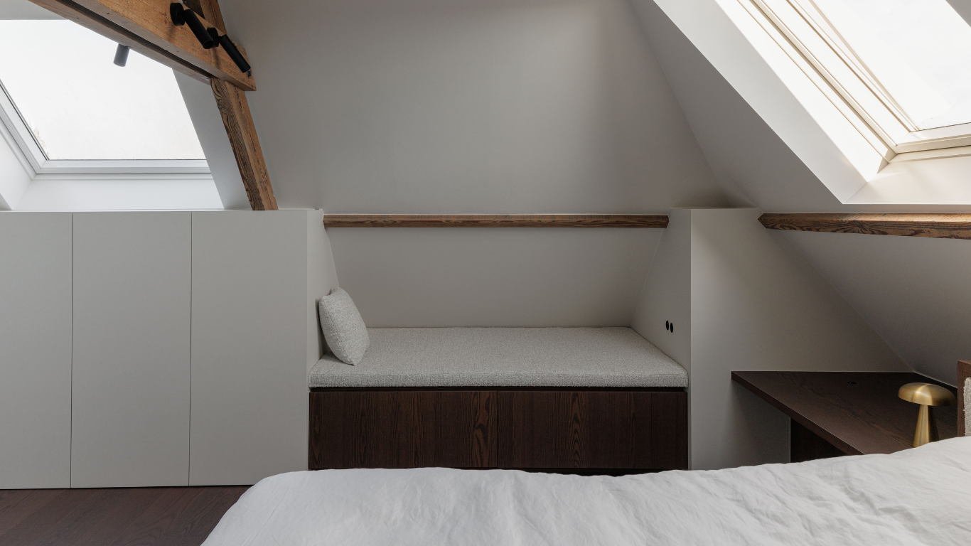 Attic in Shinnoki Cinnamon Triba