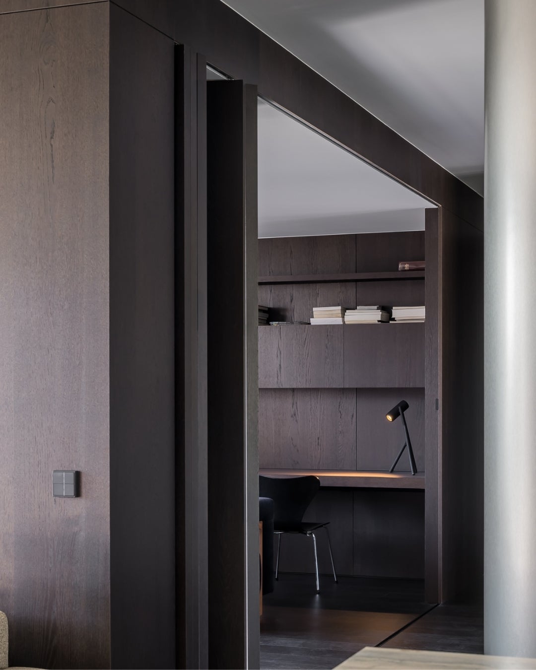 Interior project with Shinnoki prefinished wood panels - Burley Oak - residential
