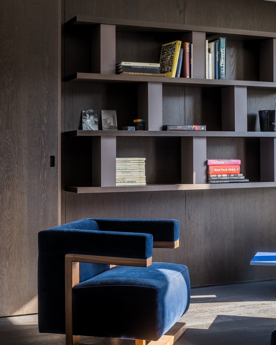 Interior project with Shinnoki prefinished wood panels - Burley Oak - residential