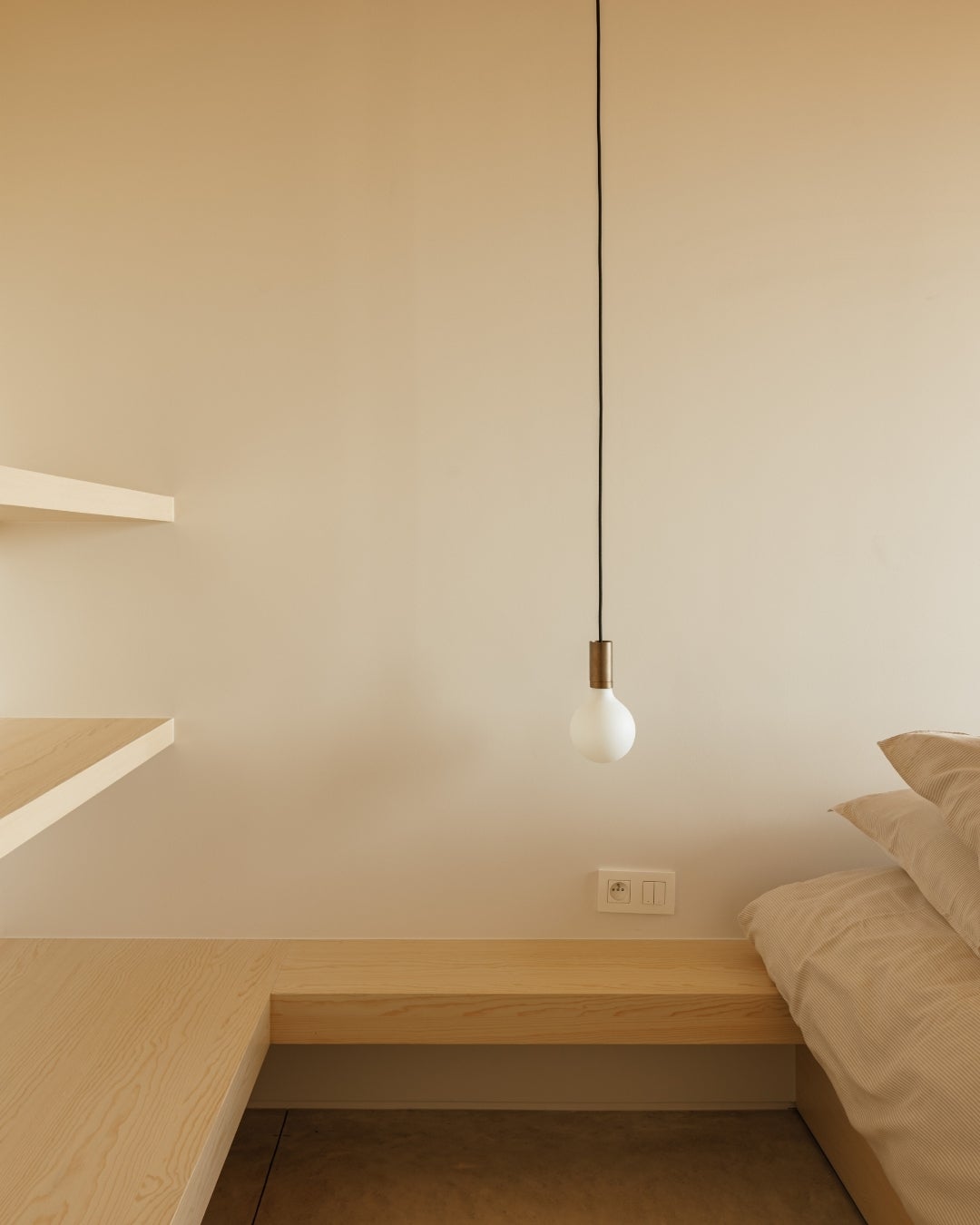 Holiday home interior project with Shinnoki prefinished wood panels - Desert Oak - kitchen - cabinetry