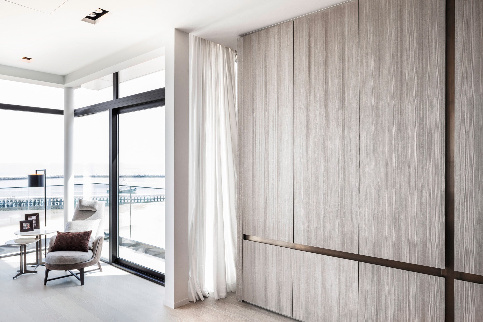 kitchen - grey elm - total wood solutions - veneer wood - veneer grey elm