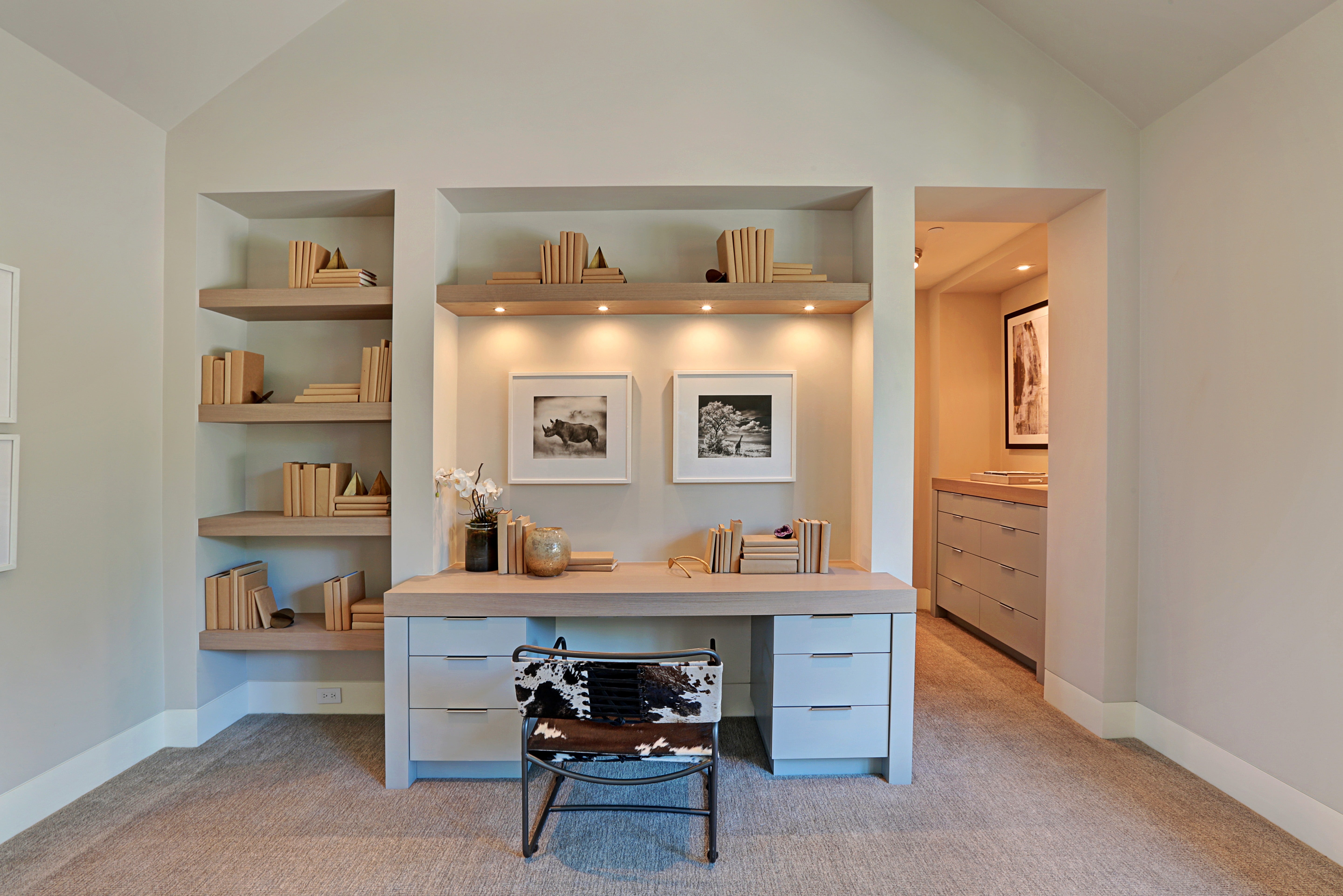 Shinnoki - wood desk - office - light wood