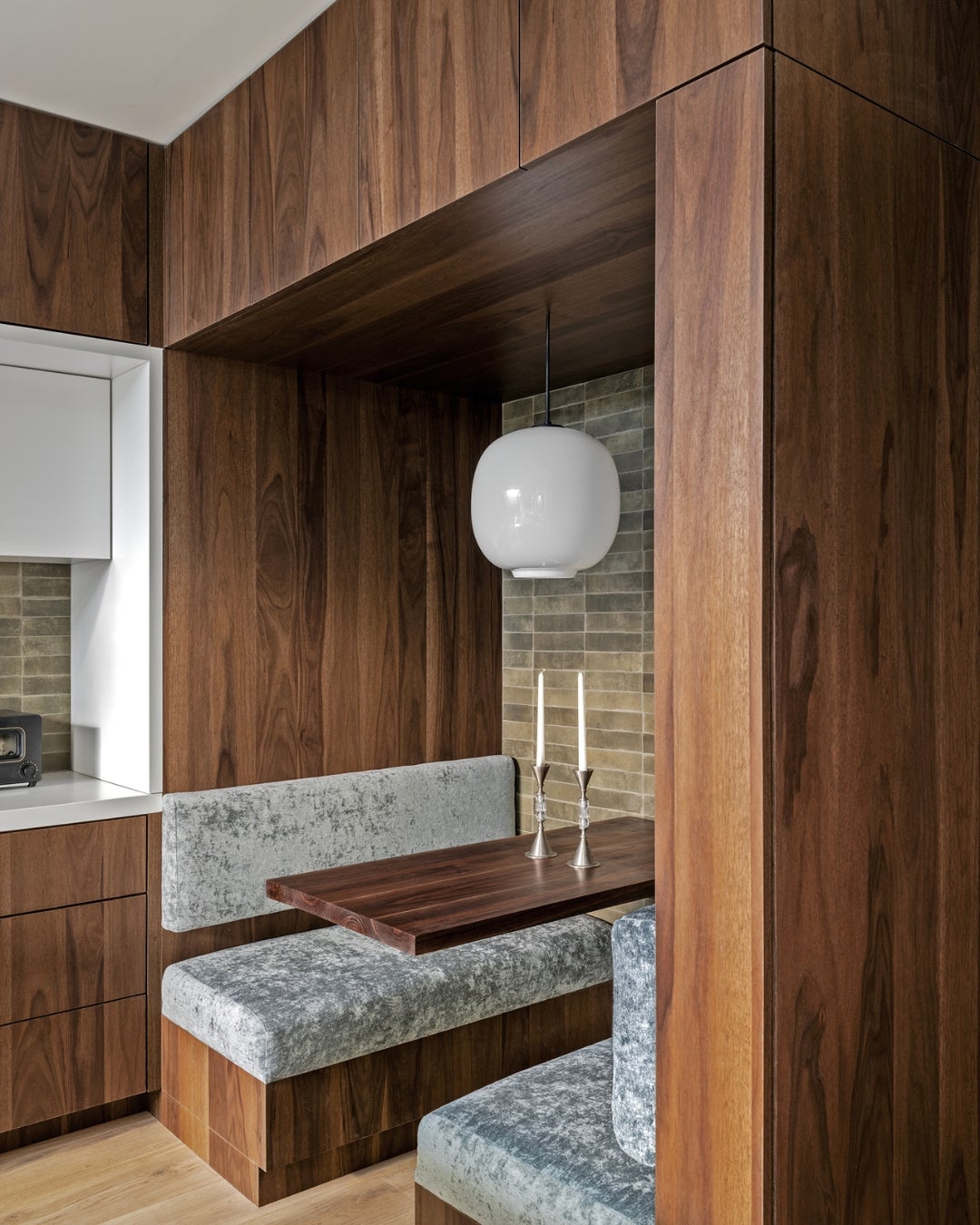 Dining table - kitchen - architectural design - wood veneer - Shinnoki Smoked Walnut