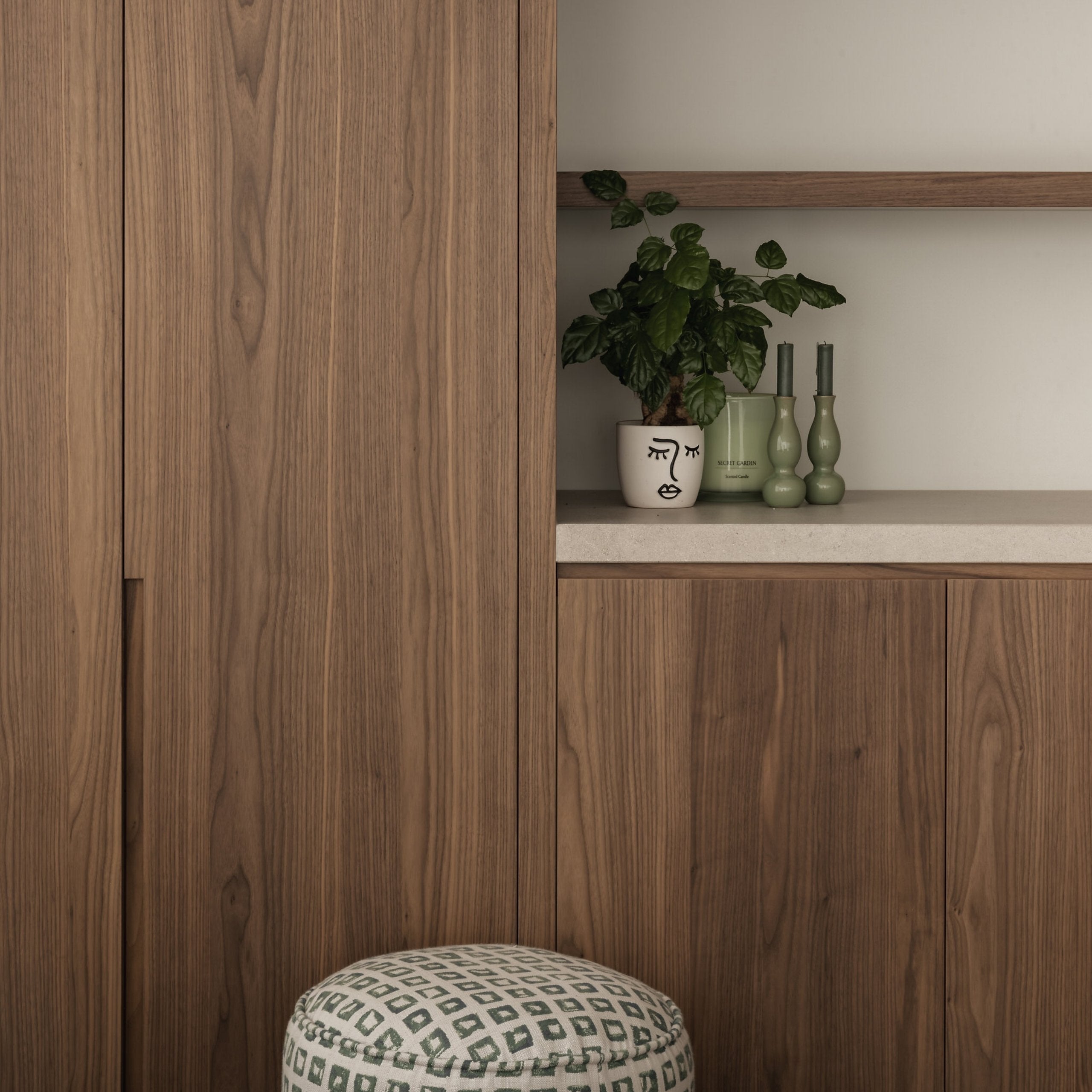 Projet poolhouse Studio Mas walnut veneer