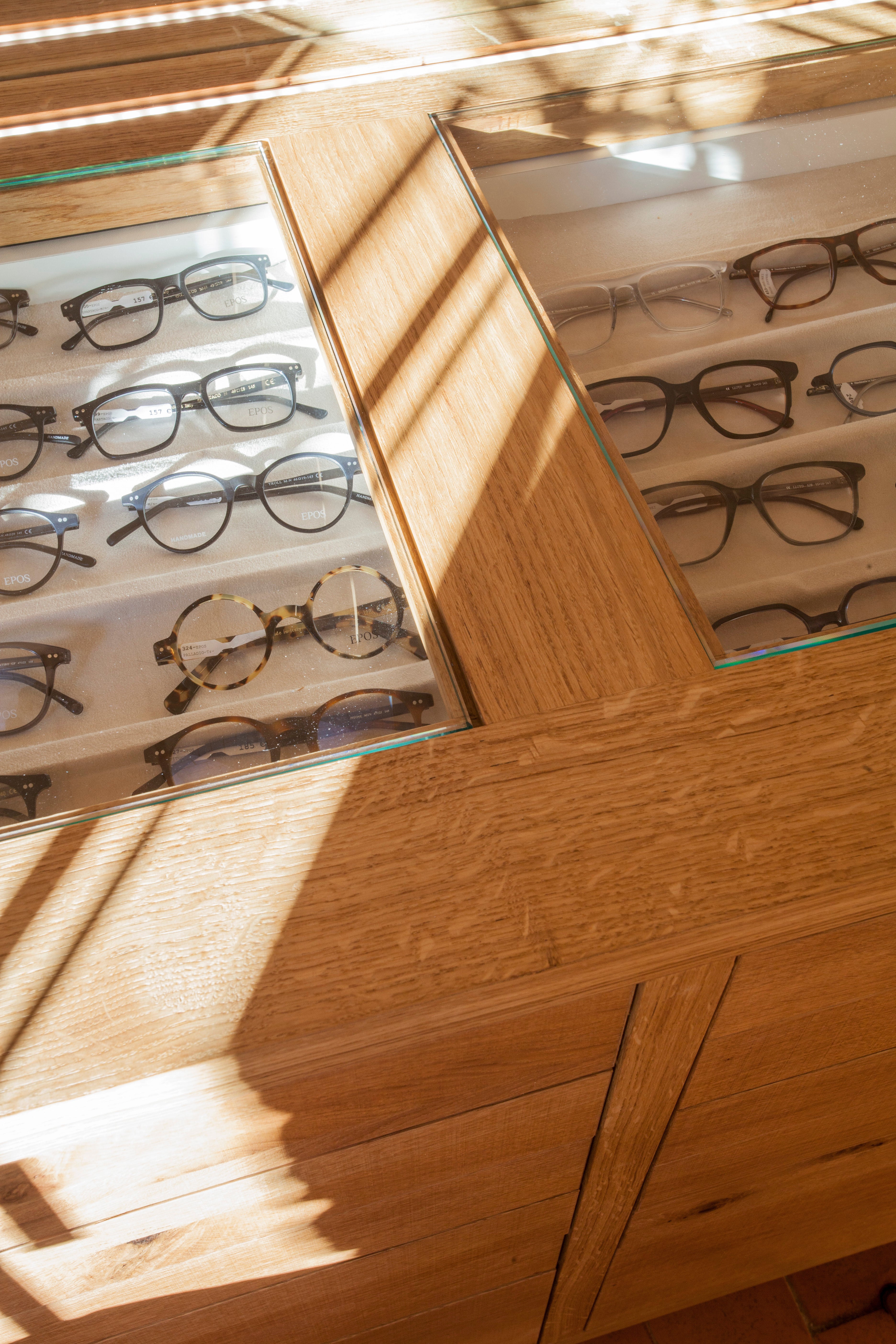 Querkus - oak natural vivace oak - oak natural - oak - cabinet - custom-made cabinet - veneer cabinet - oak veneer