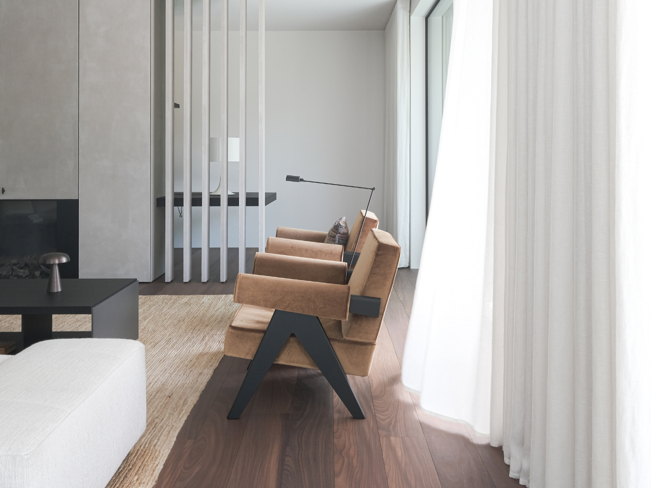 Decospan - project Yaya Black