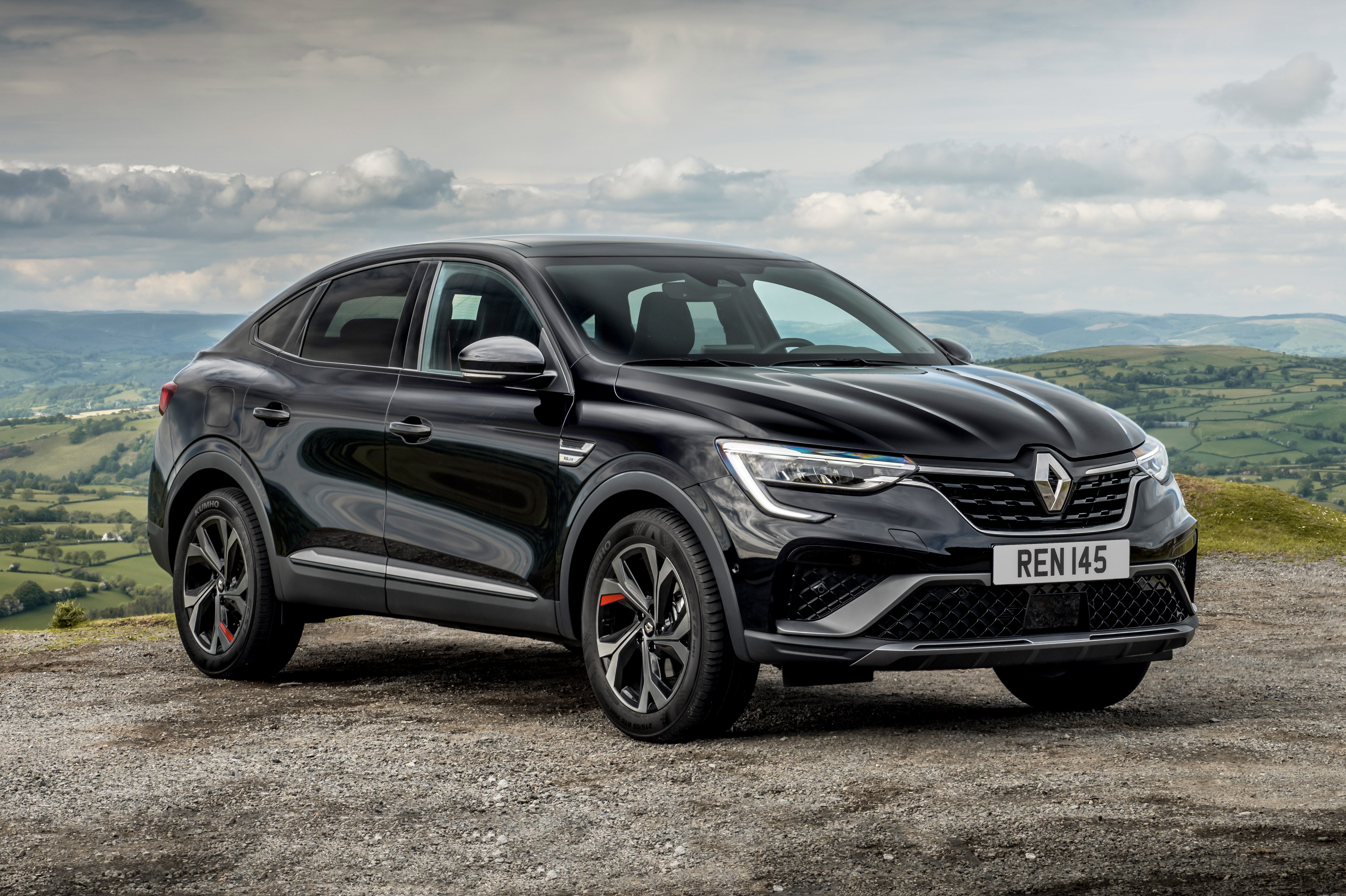 Renault Arkana Review: static exterior front