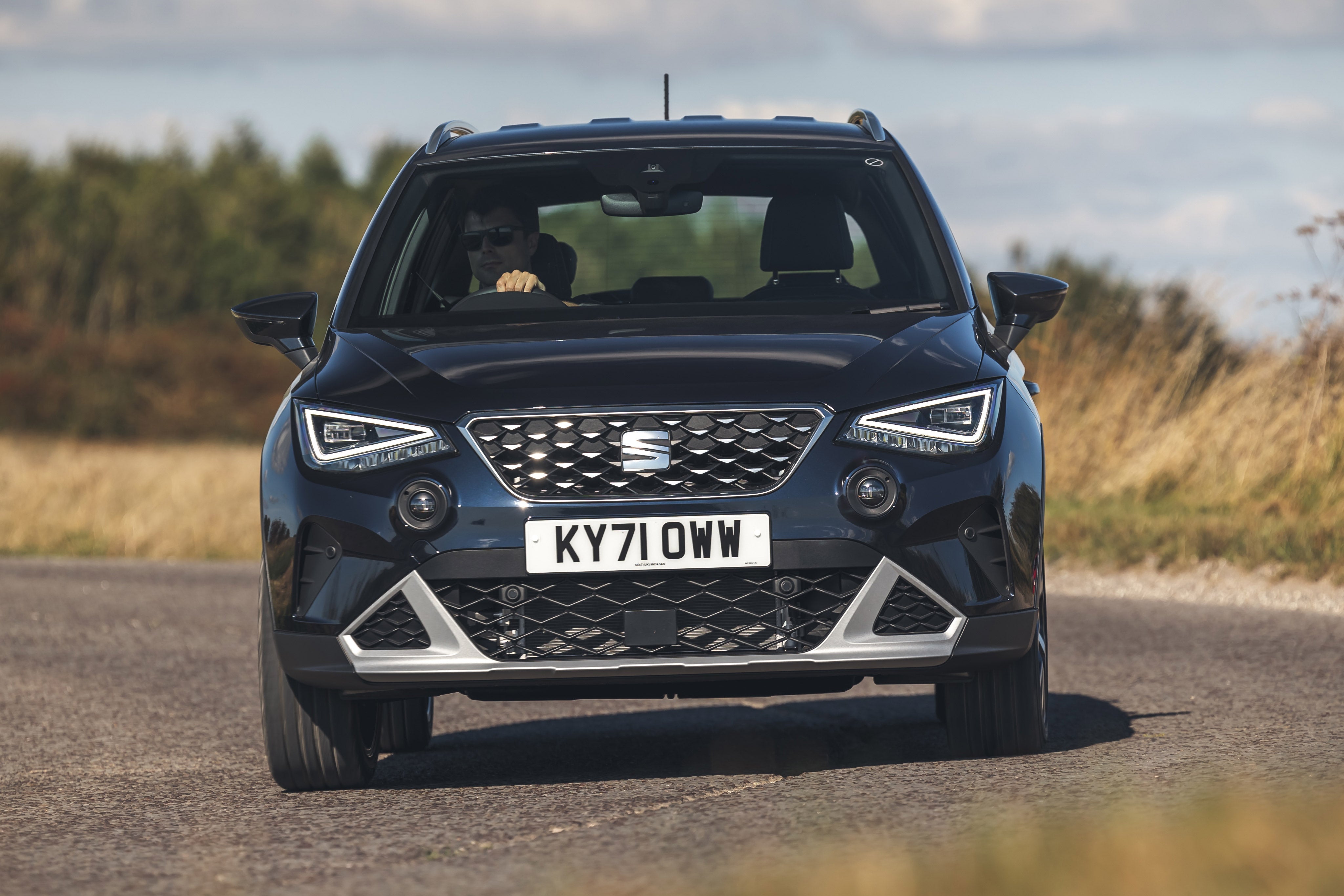 SEAT Arona Review: exterior dynamic front