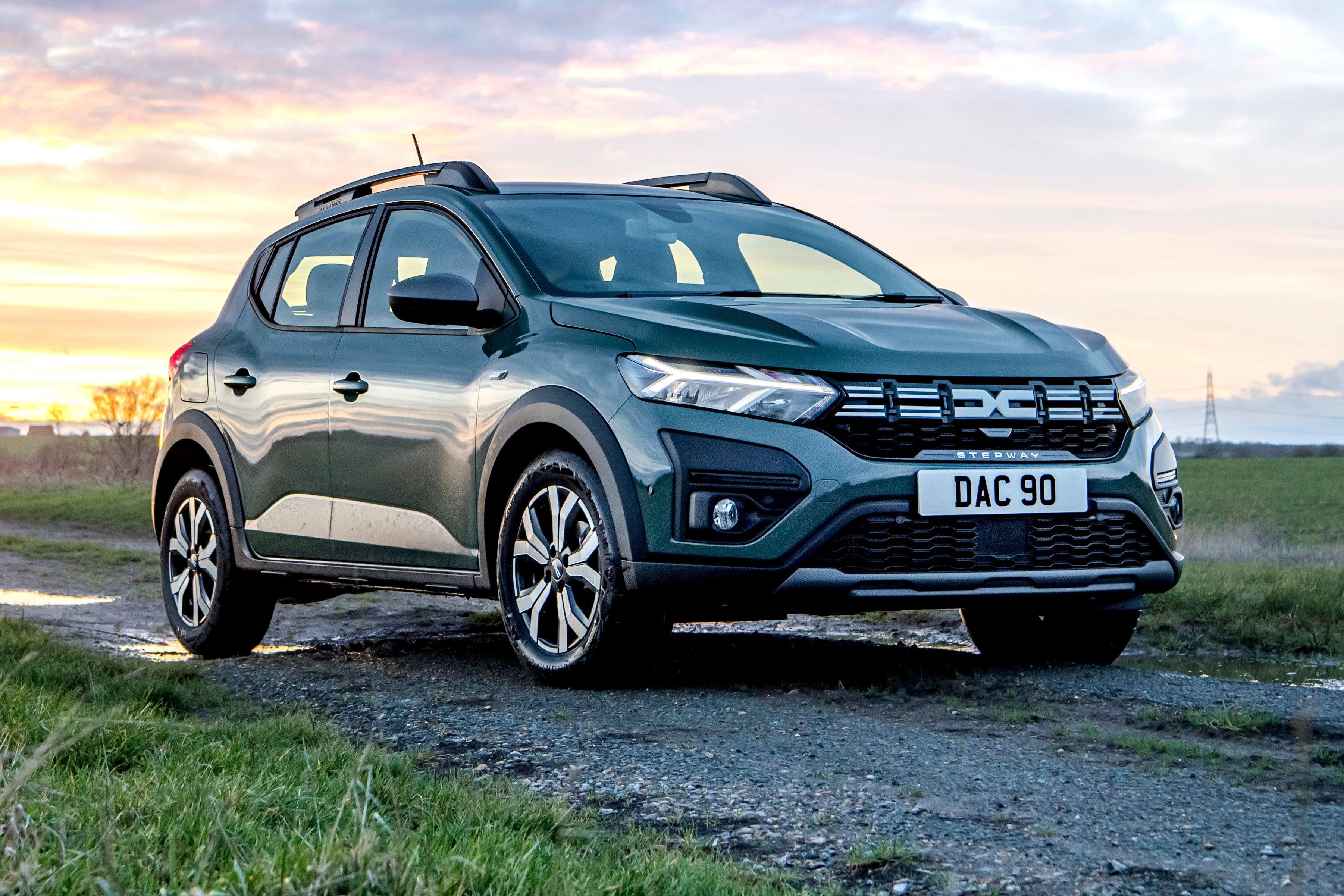 Dacia Sandero Stepway Review: front three quarters