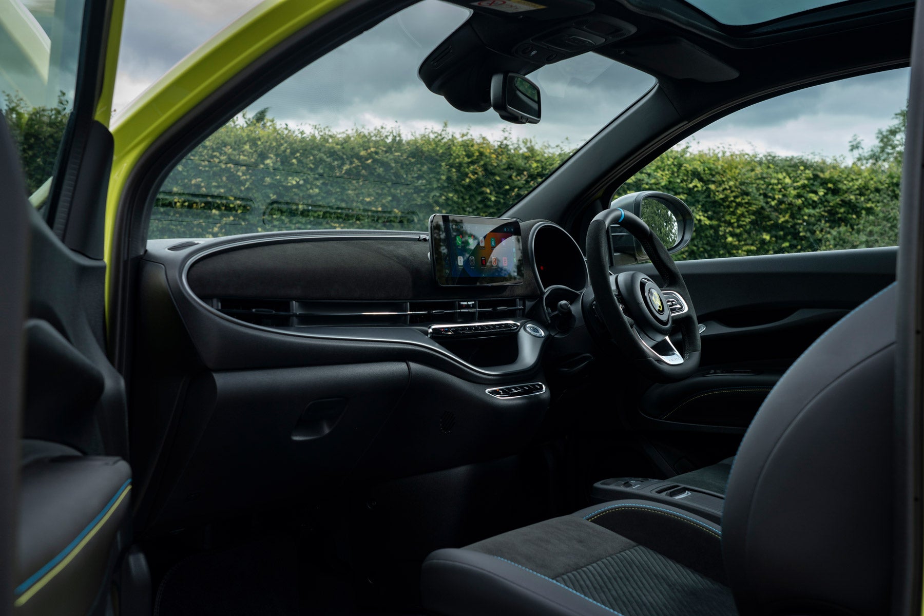 Abarth 500e Review 2023: front seats