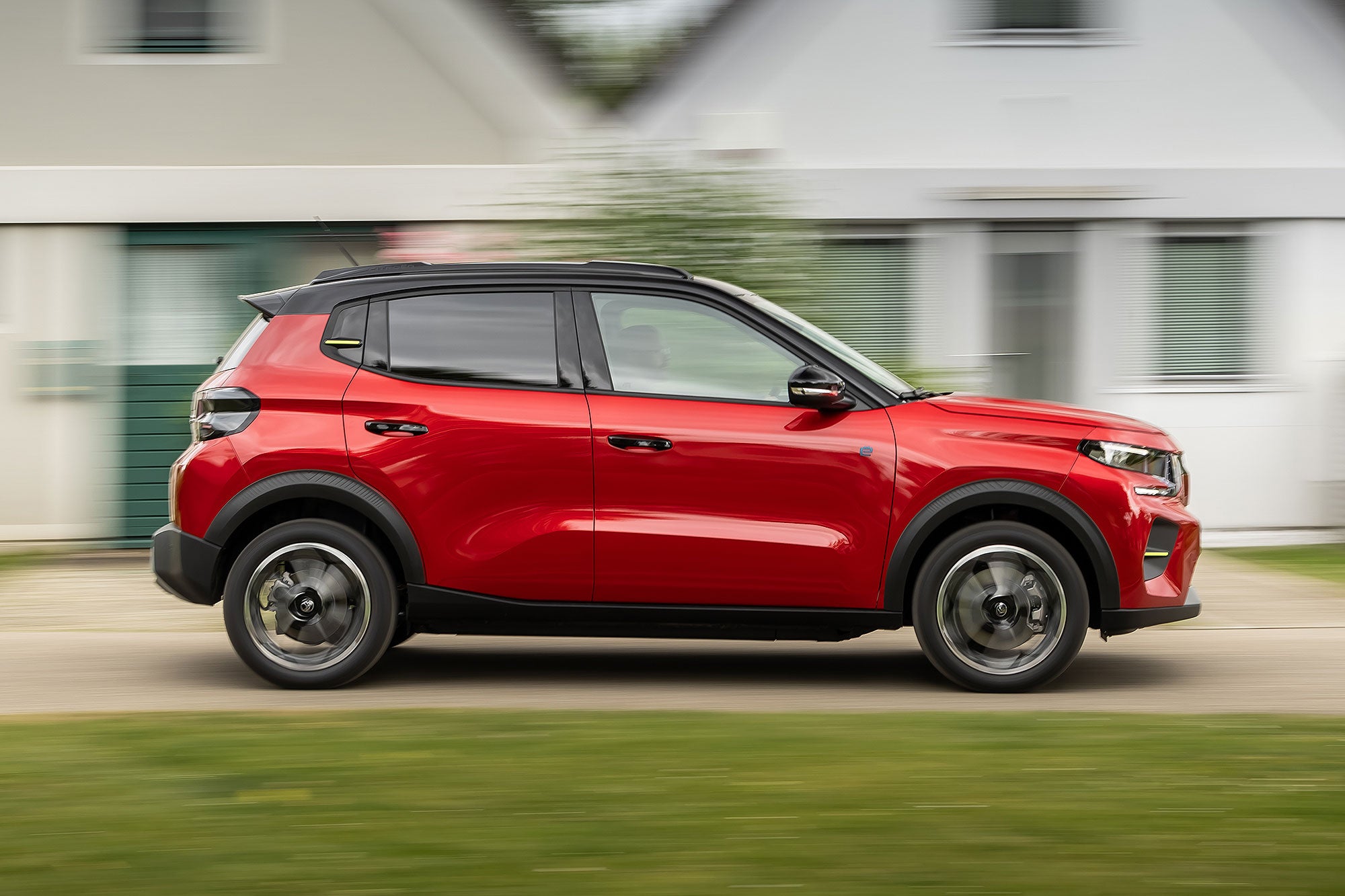 Citroen e-C3 Review: driving dynamic side profile