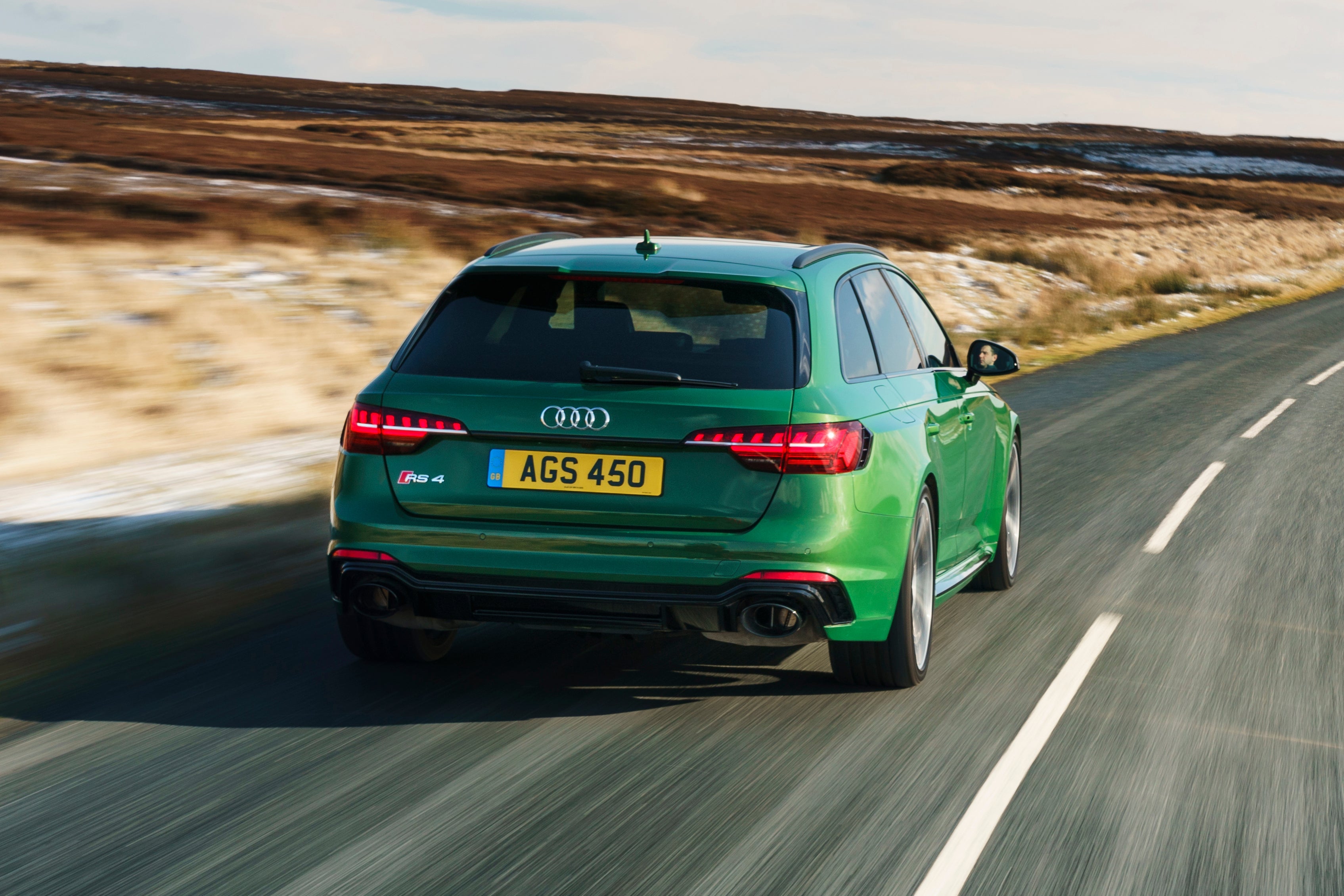 Audi RS4 Avant (2018-2025) Review Driving Back 