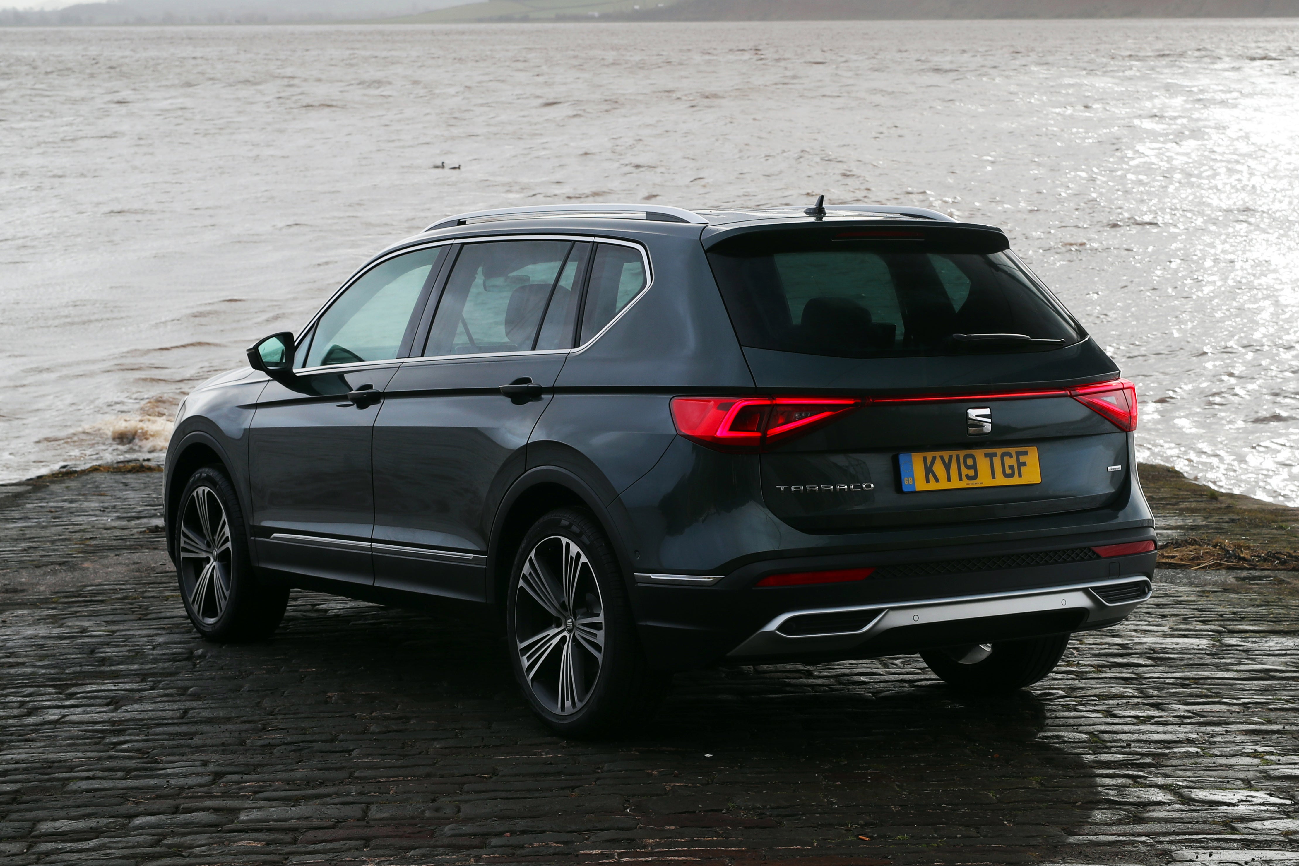SEAT Tarraco (2019-2024) Review: Side Rear View
