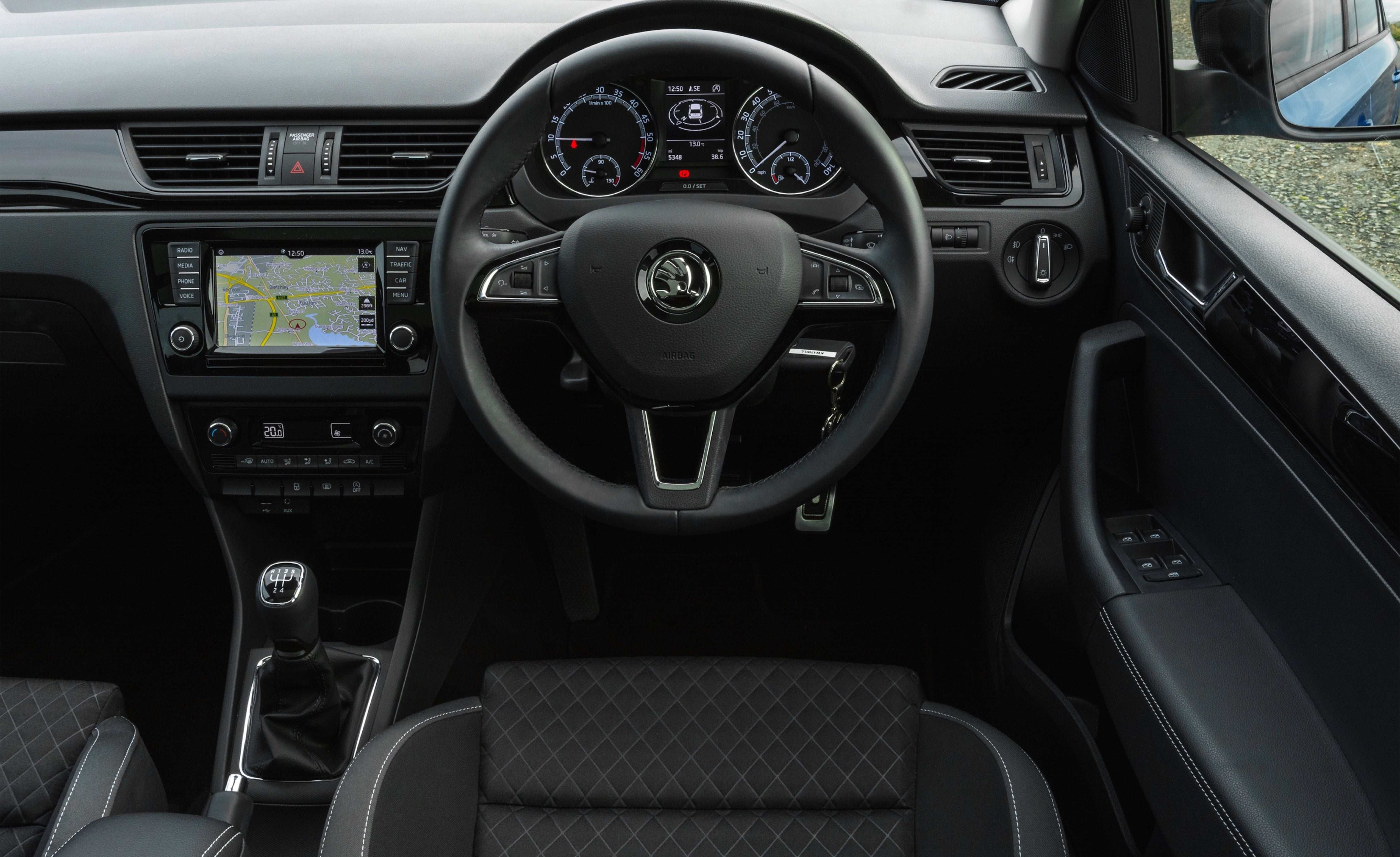 Skoda Rapid Spaceback (2012-2019) Review: interior