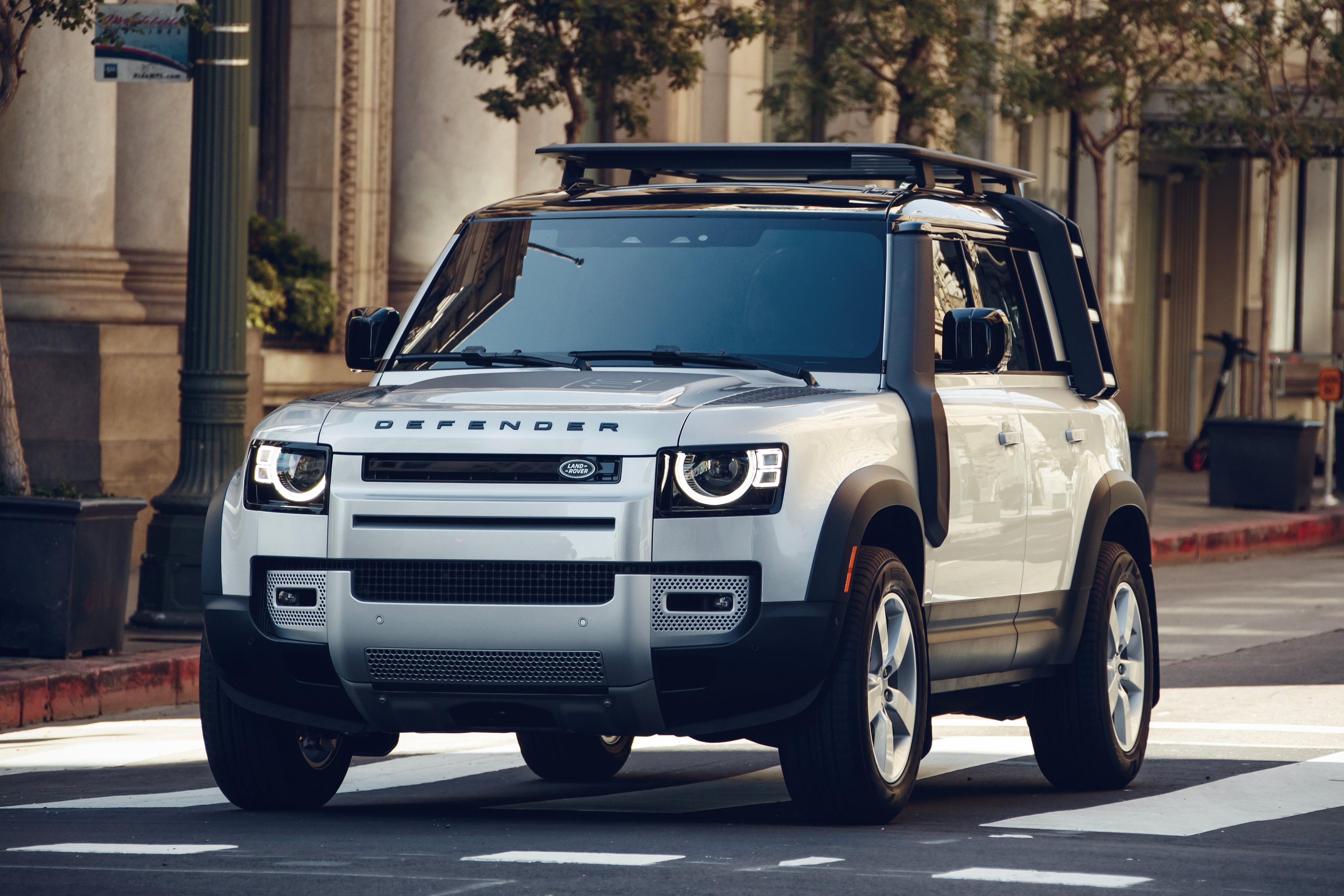 Land Rover Defender