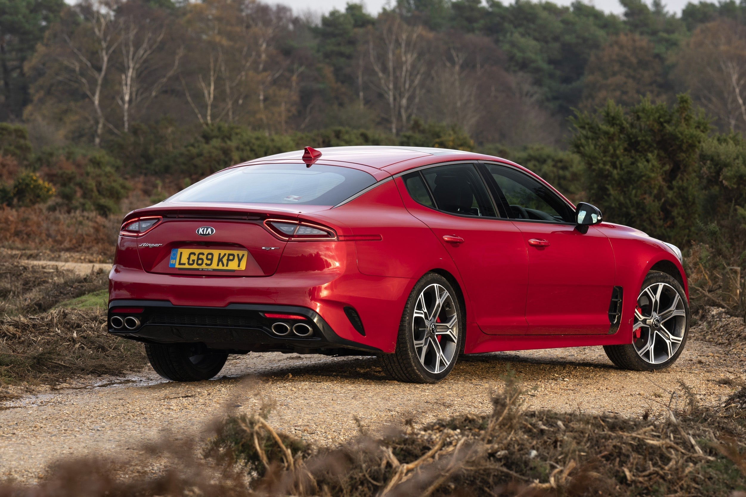 Kia Stinger (2018-2022) Review right exterior