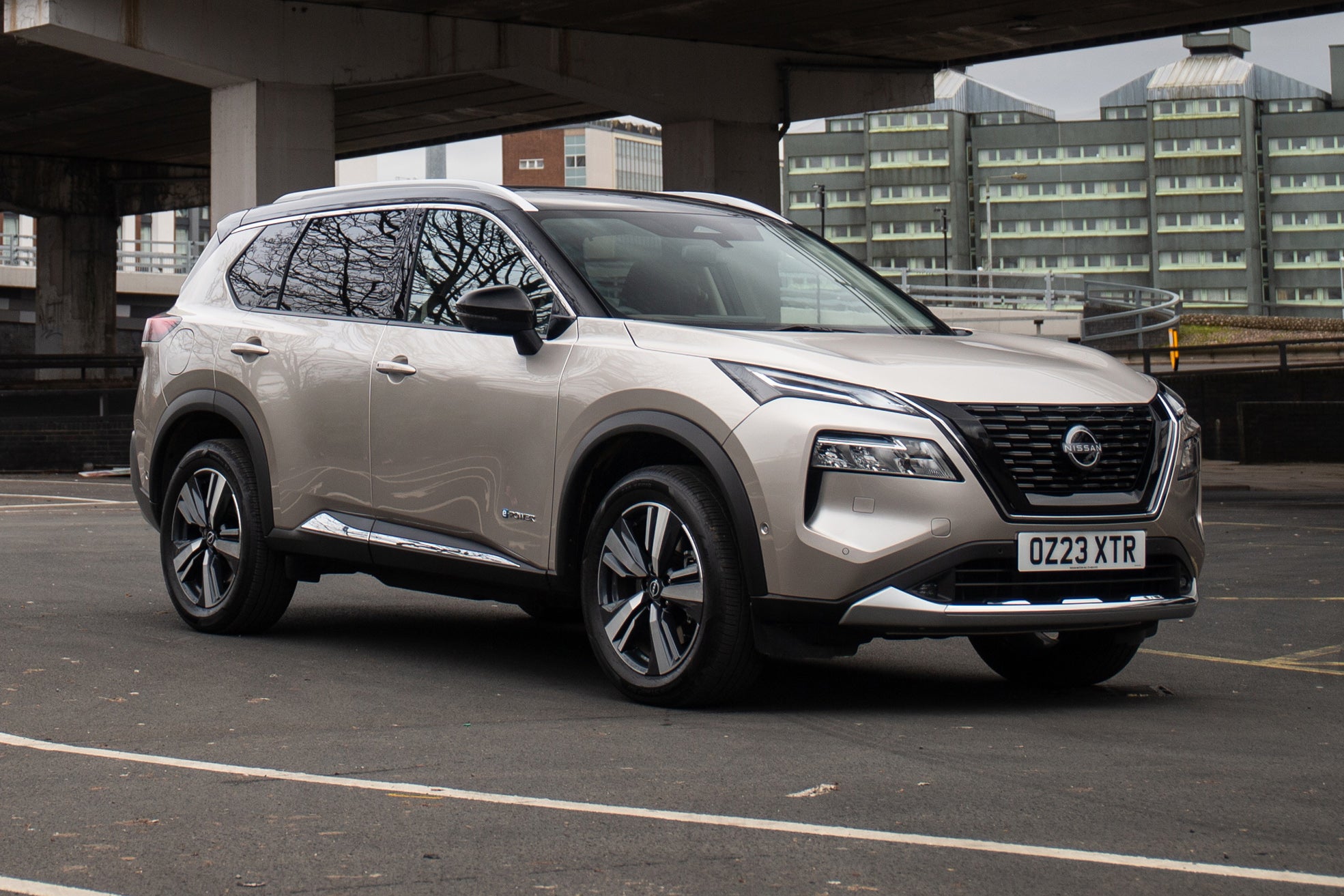 Nissan X-Trail Review: front three quarters