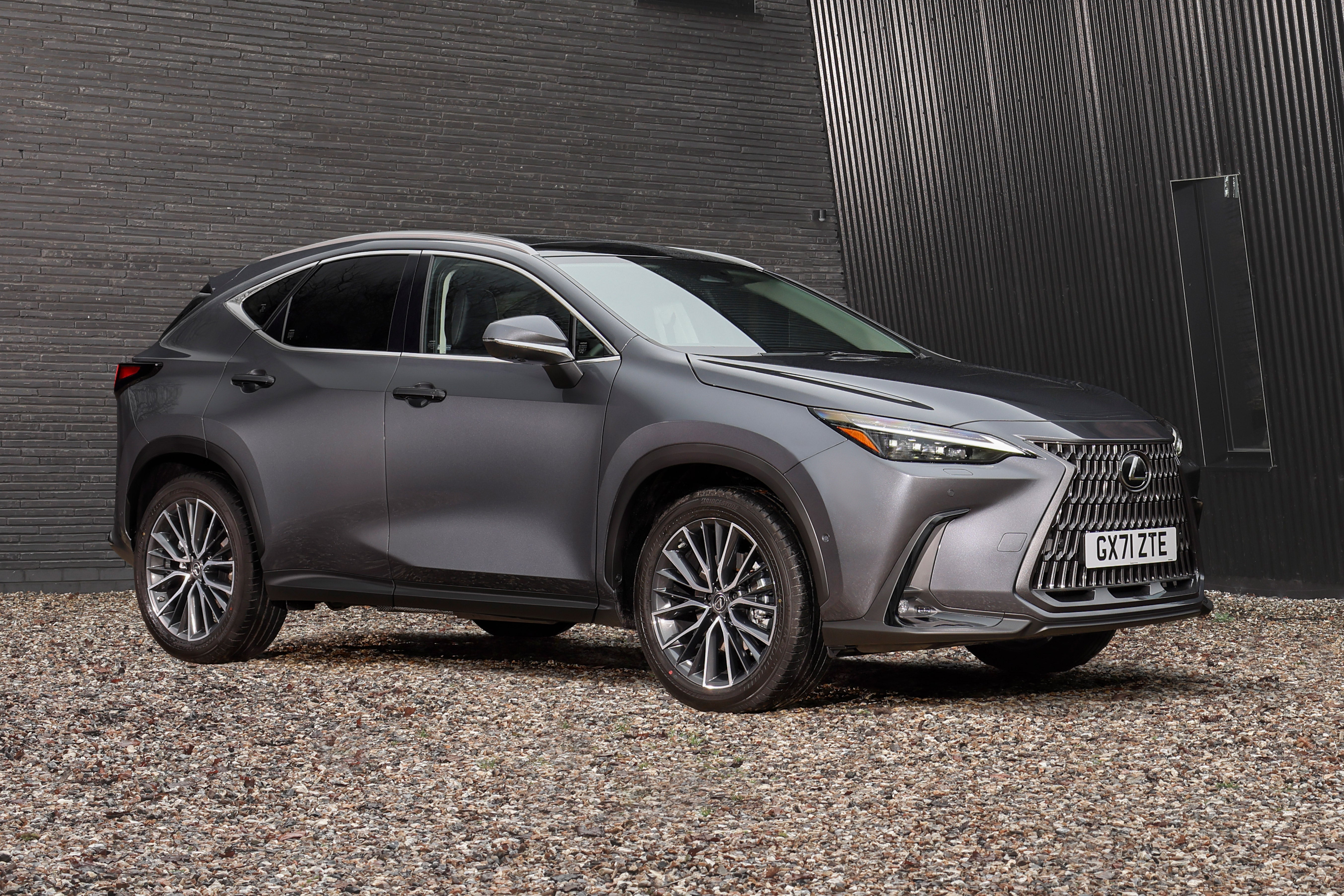 Lexus NX Review: NX350h static