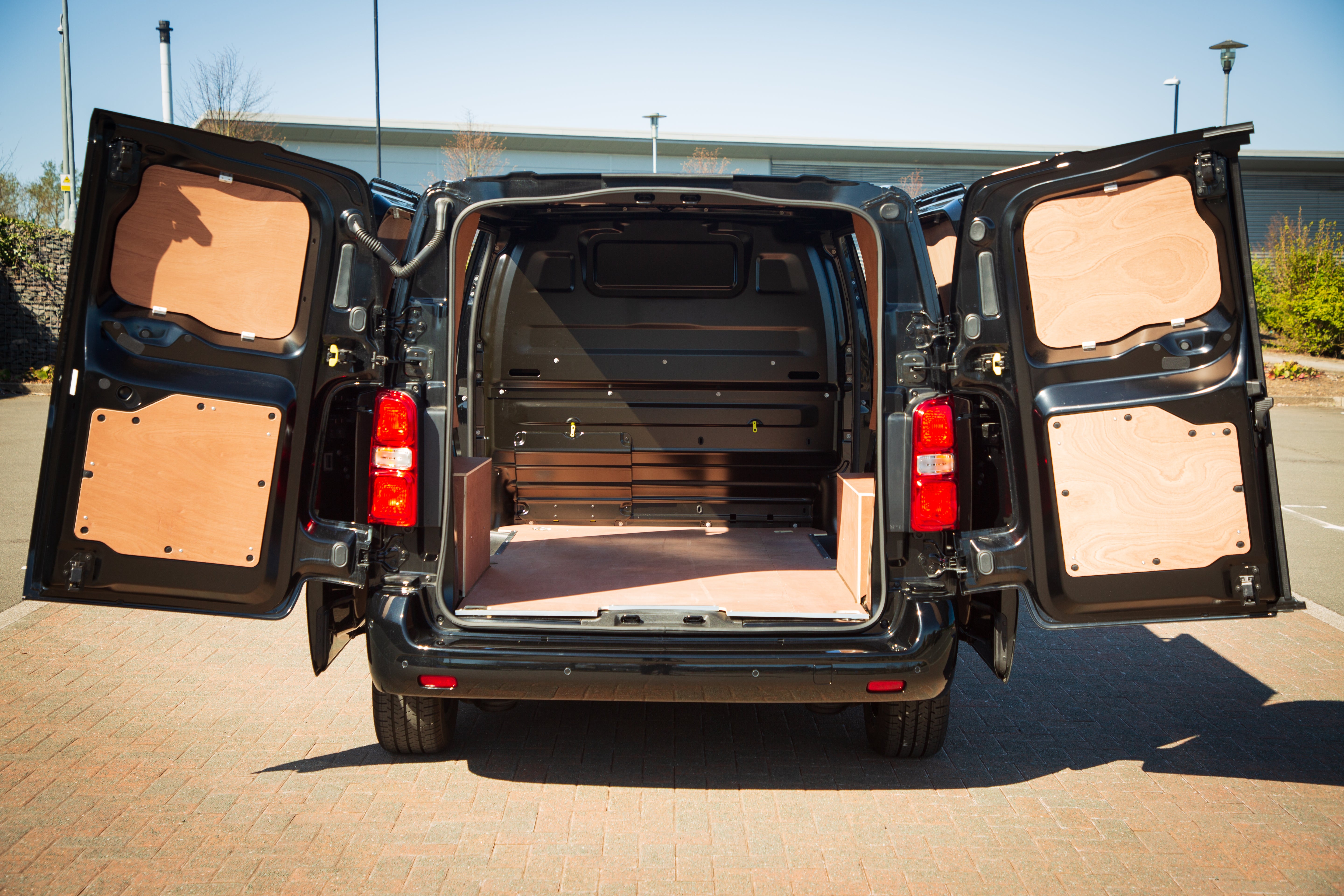 Citroen Dispatch Review 2024 heycar