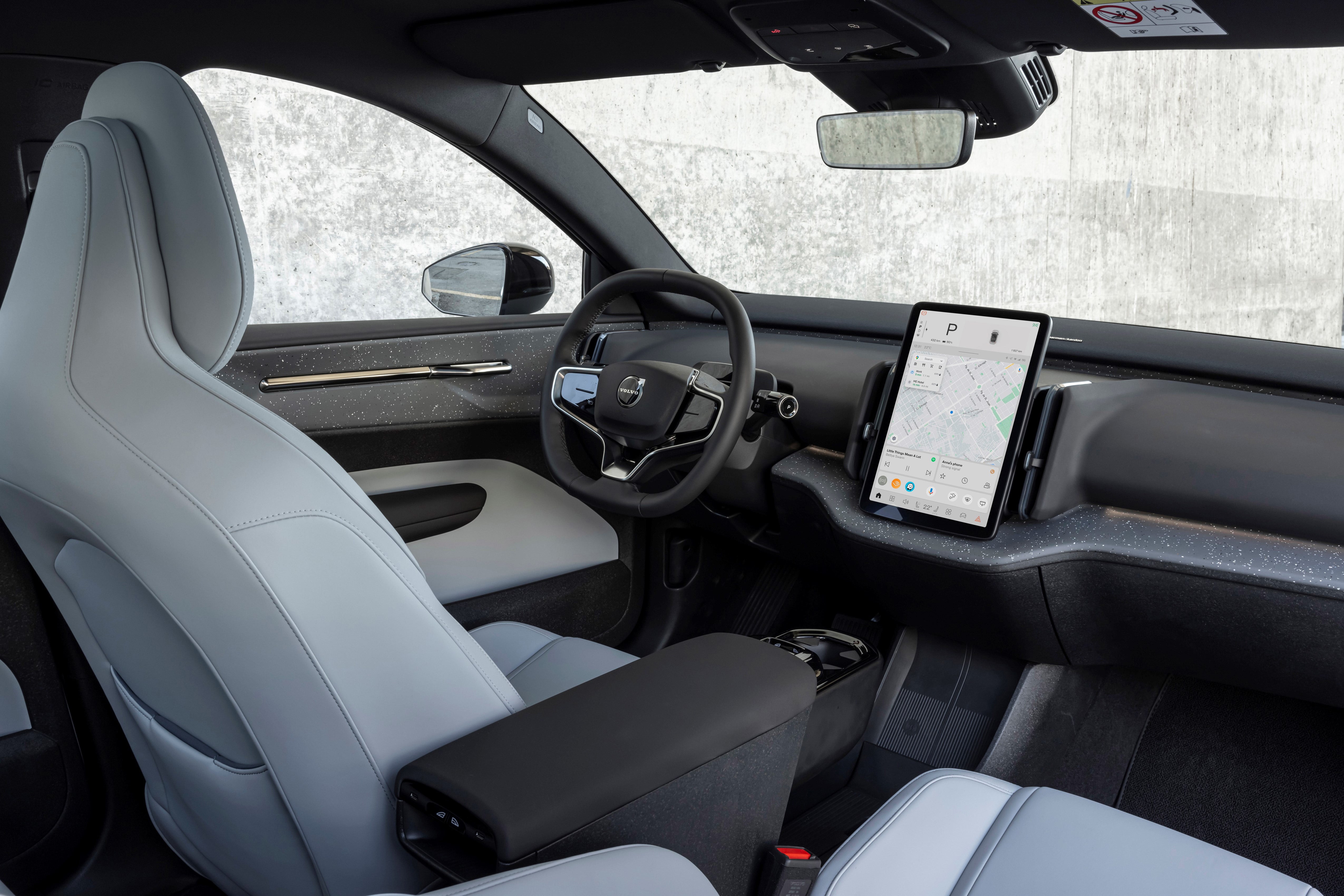 avis Volvo EX30