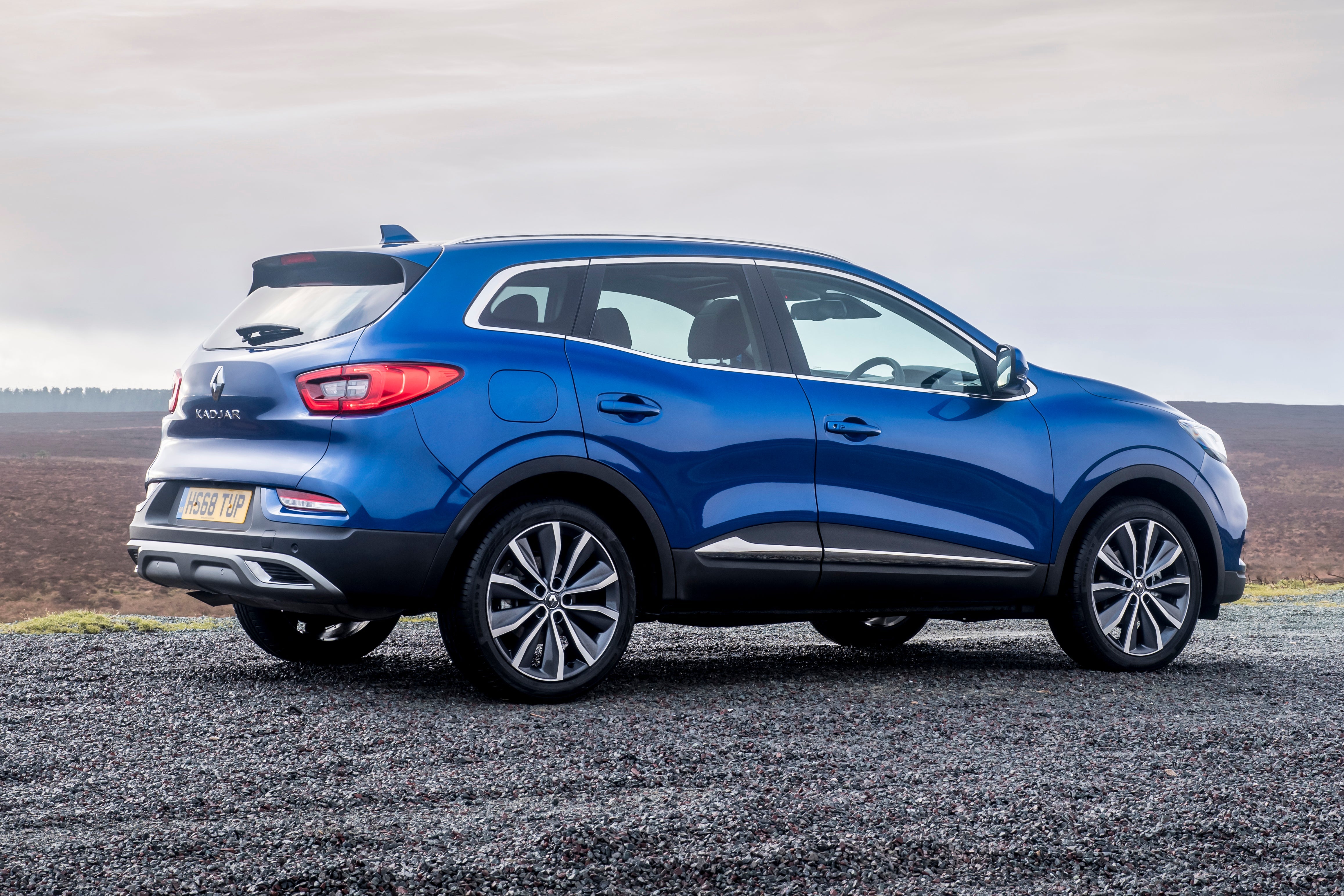 Renault Kadjar (2015-2022) Review: Right Side View