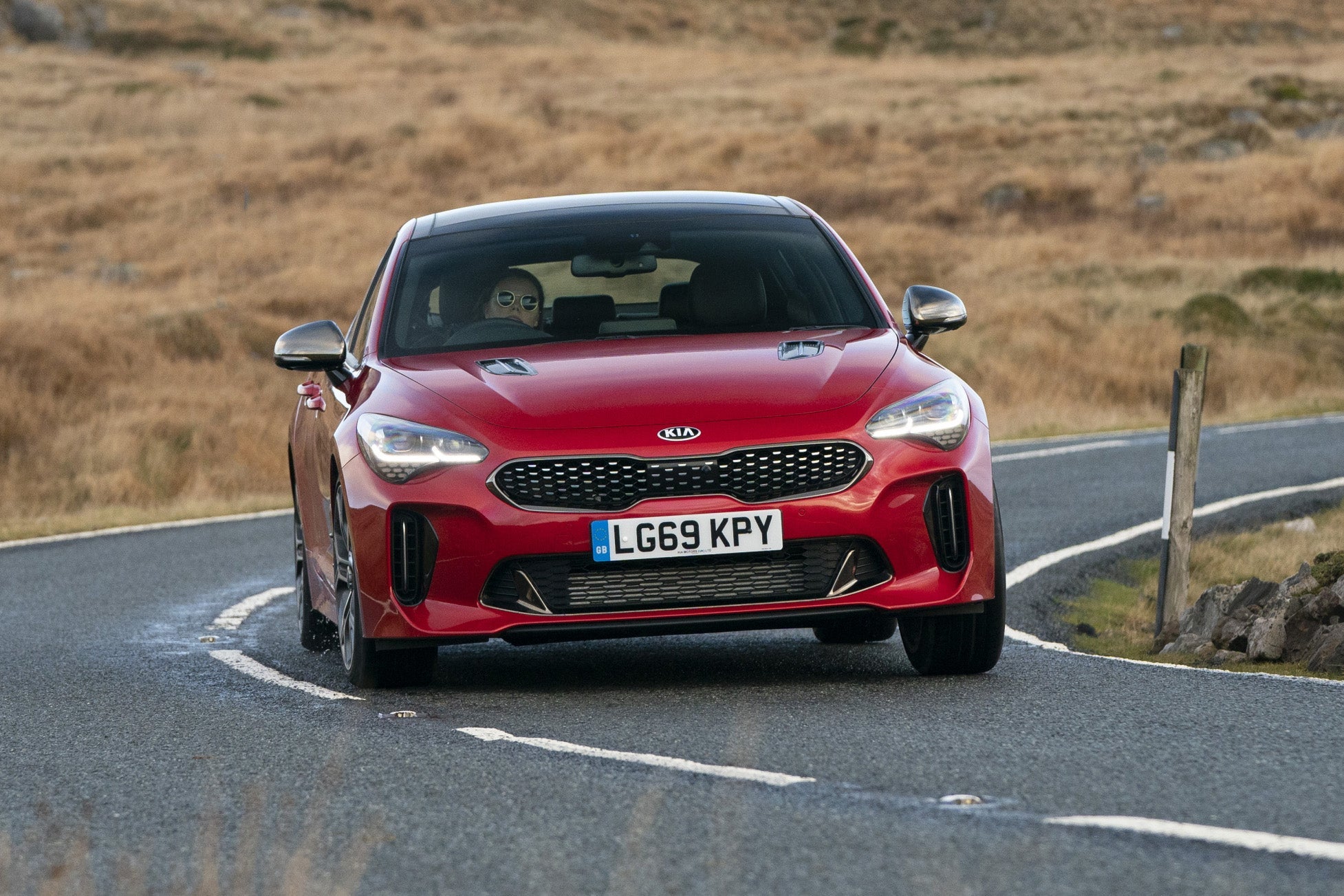 Kia Stinger (2018-2022) Review front exterior