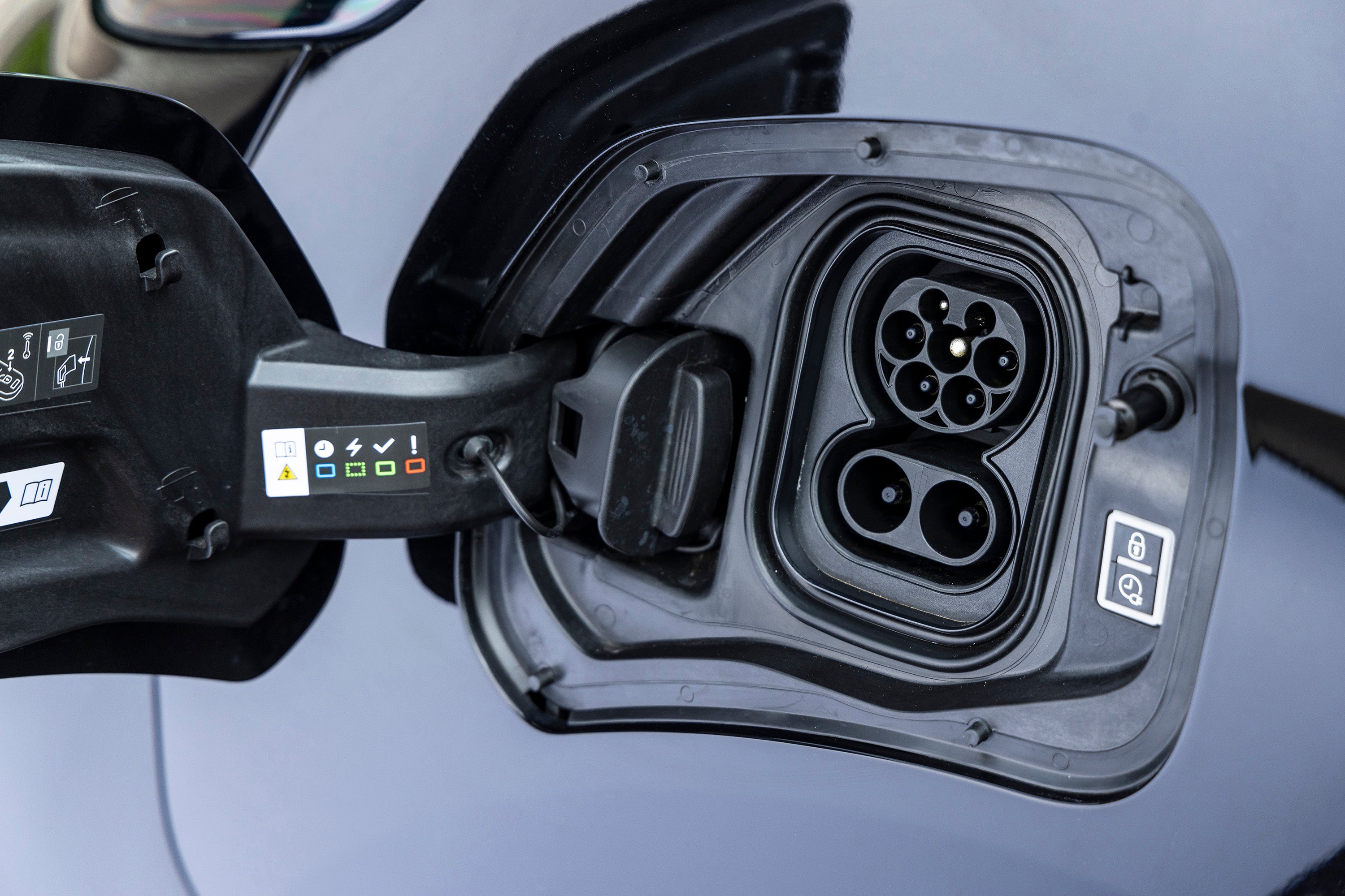Citroen e-SpaceTourer review: charge port