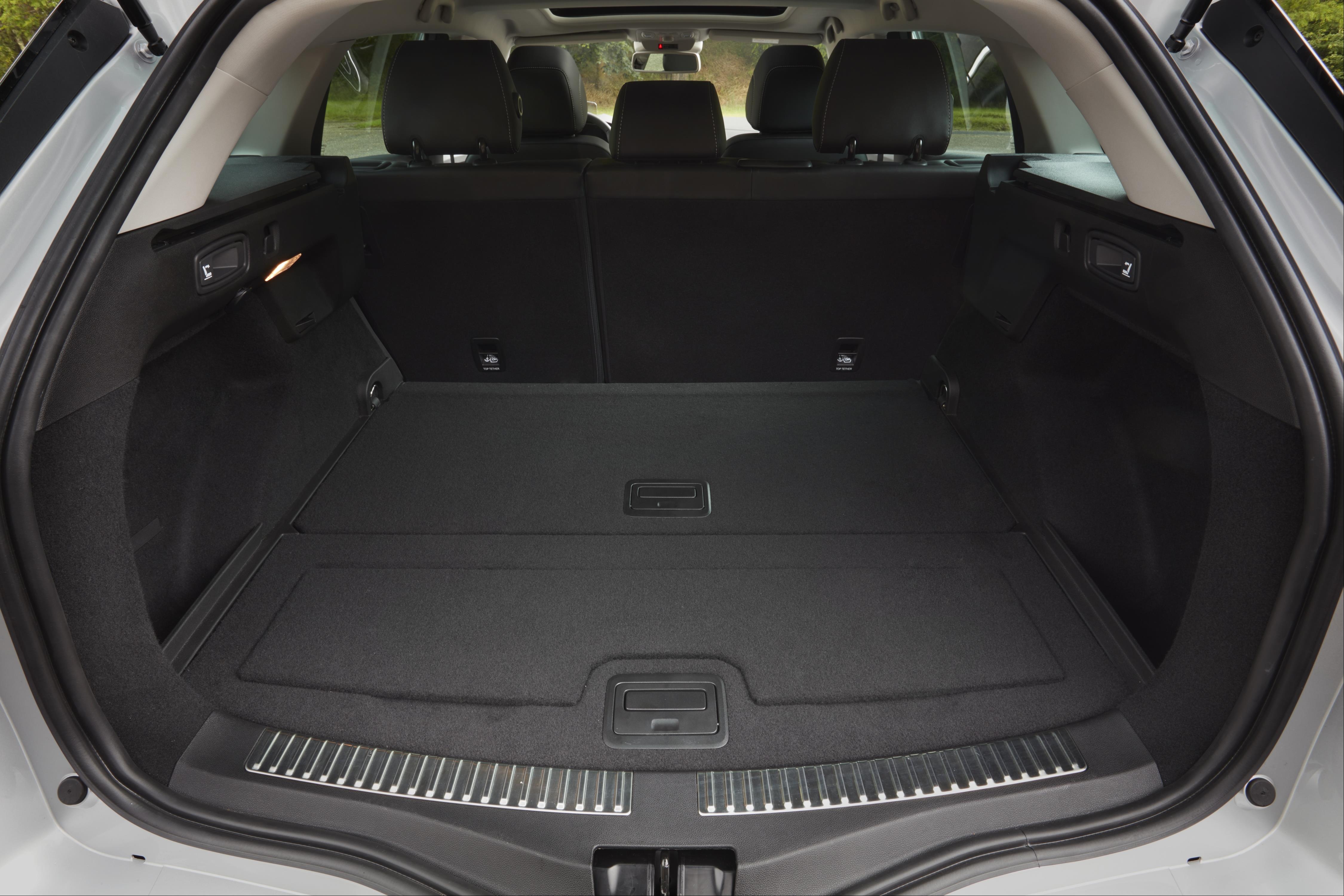 Renault Megane Sport Tourer (2016-2022) Review: Boot space