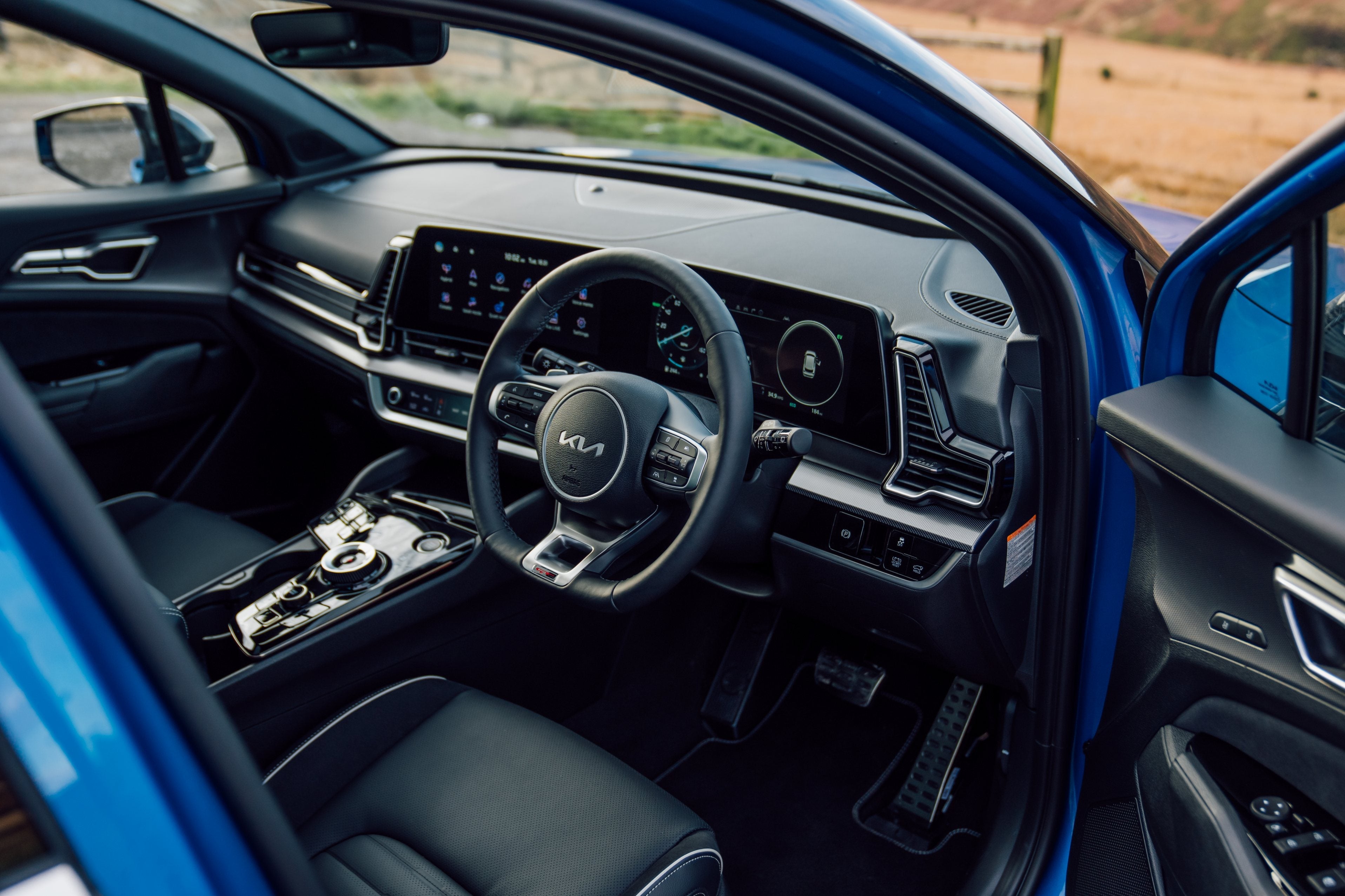 Kia Sportage Review: front interior