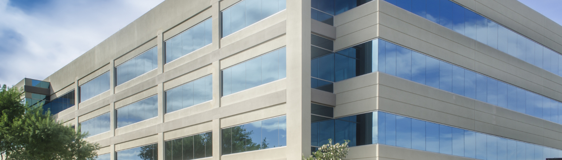 nieruchomość komercyjna, budynek handlowy, budynek usługowy, zdjęcie w poziomie