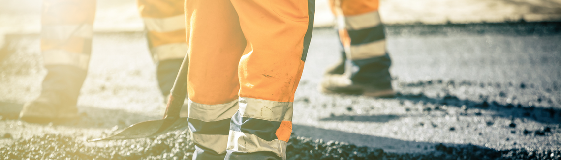 Detailný záber na nohy osoby