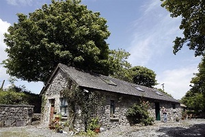 Burren Fine Wine & Food - Exterior