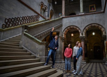 Guide showing library staircase