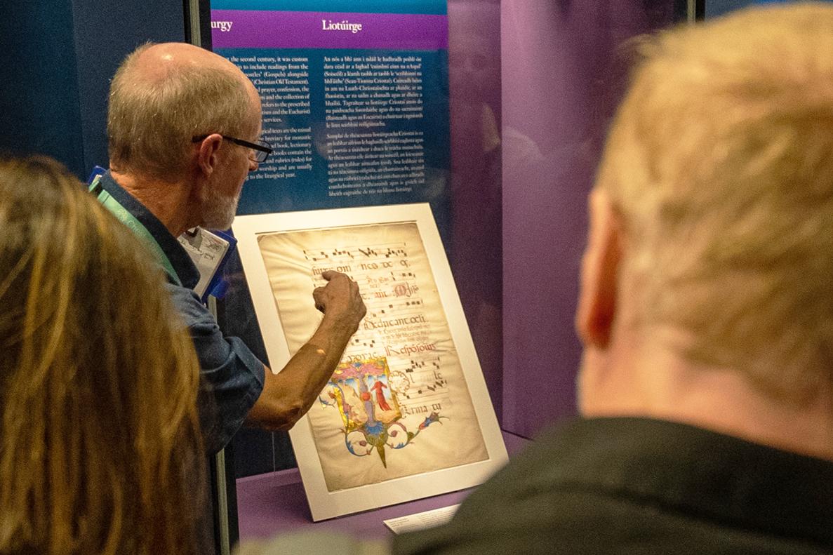 Turais i nGaeilge (Highlights tour in Irish)