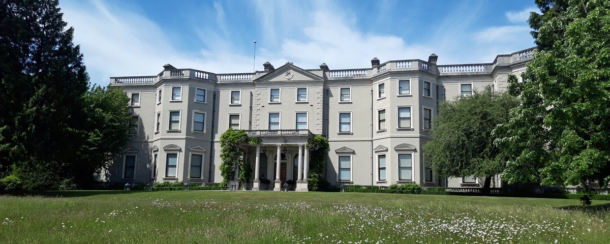 Front view of Farmleigh House