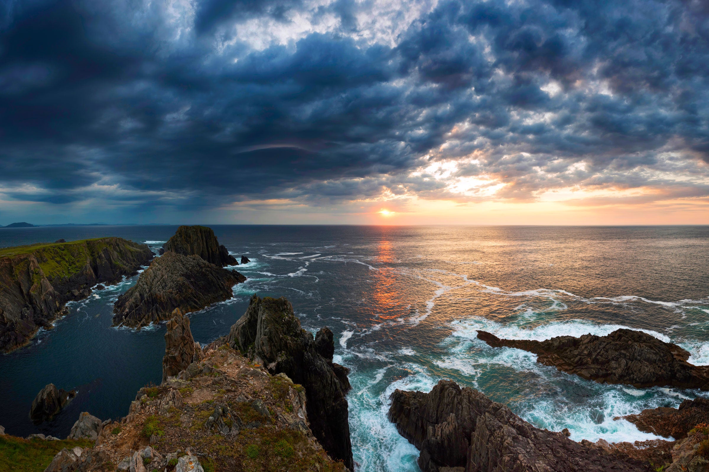 Image of Malin Head at sunset, Inishowen Peninsula, County Donegal