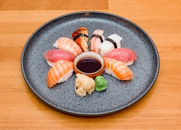 Kobe One Japanese Fusion Restaurant nigiri combo set