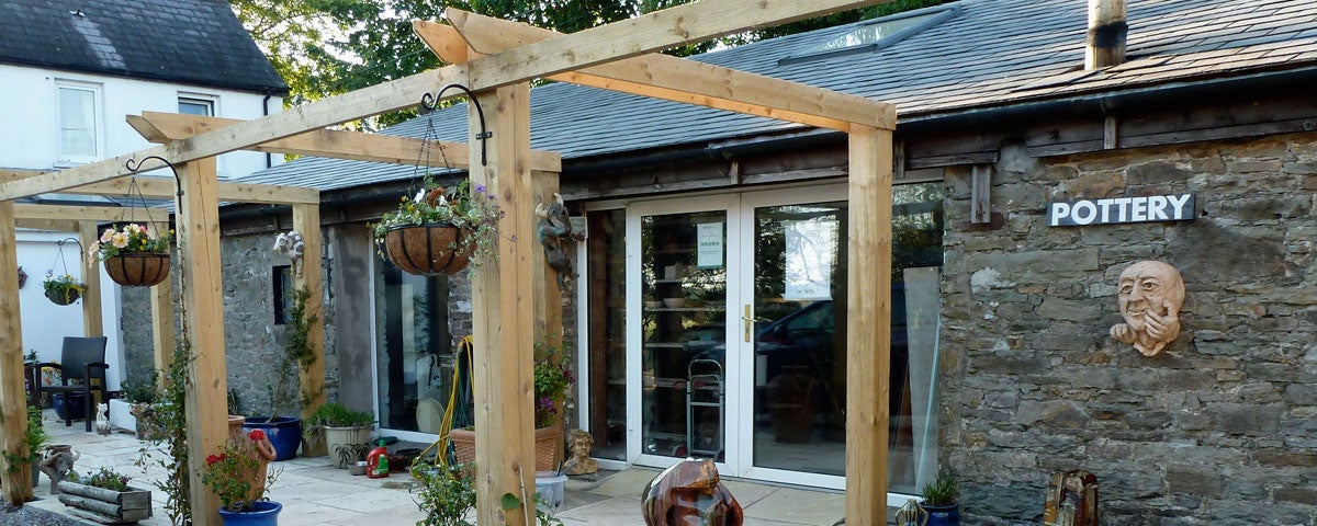 Front entrance of Kinsale Pottery