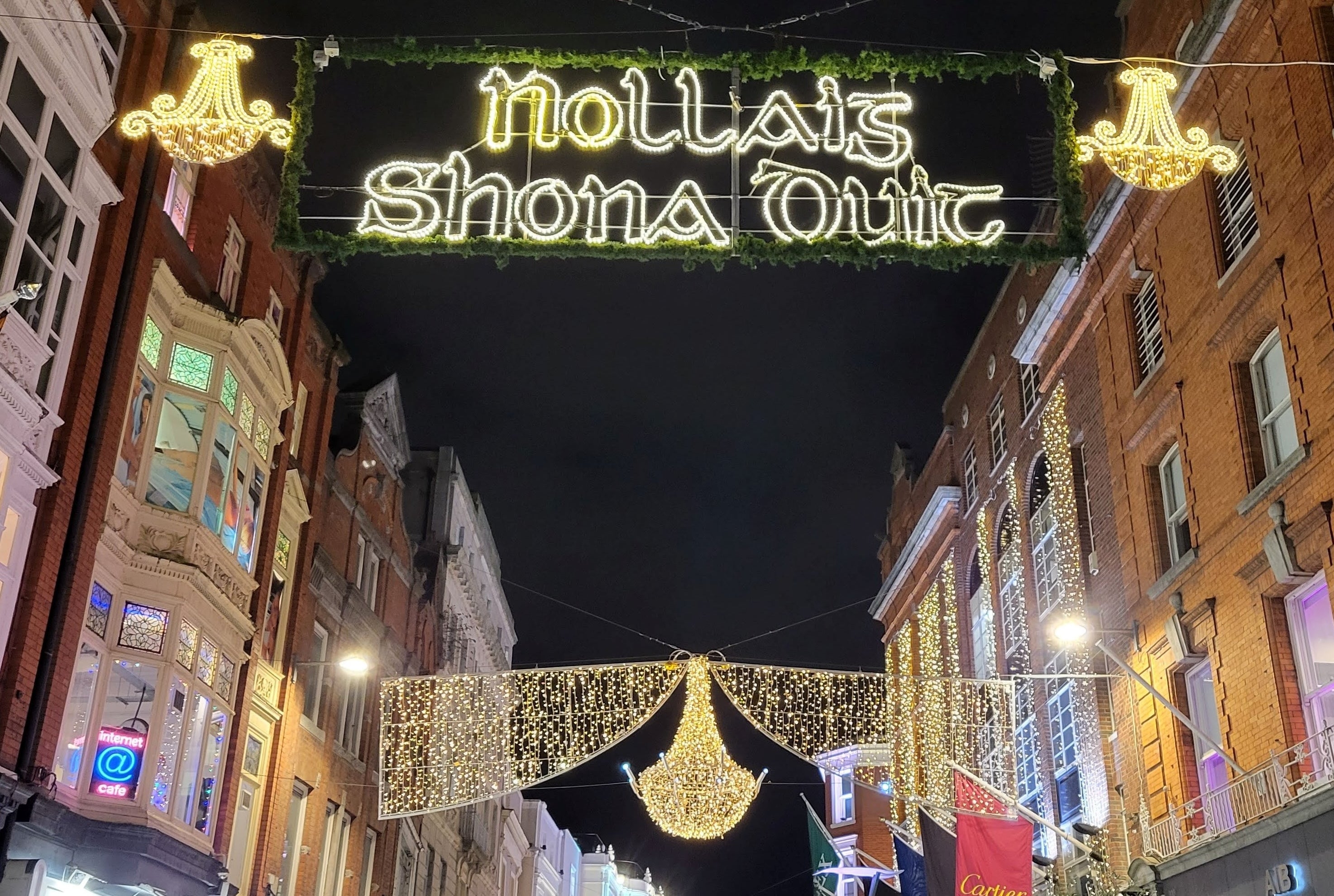 "Nollaig Shona Duit" Christmas Lights, Grafton St