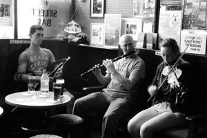 Music session at the Cobblestone