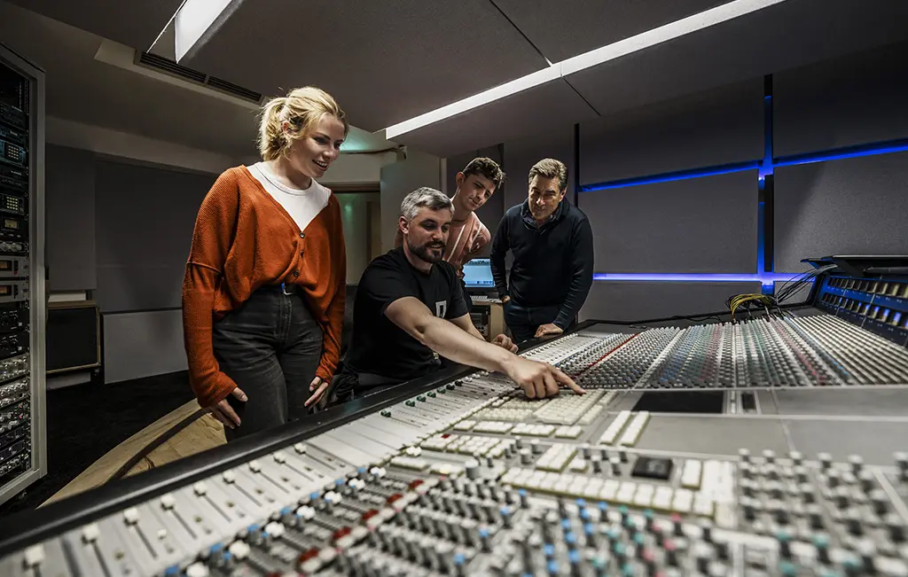 Dublin by Dusk: Studio Tour