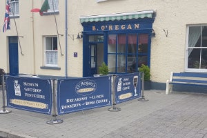 Image of front of restaurant