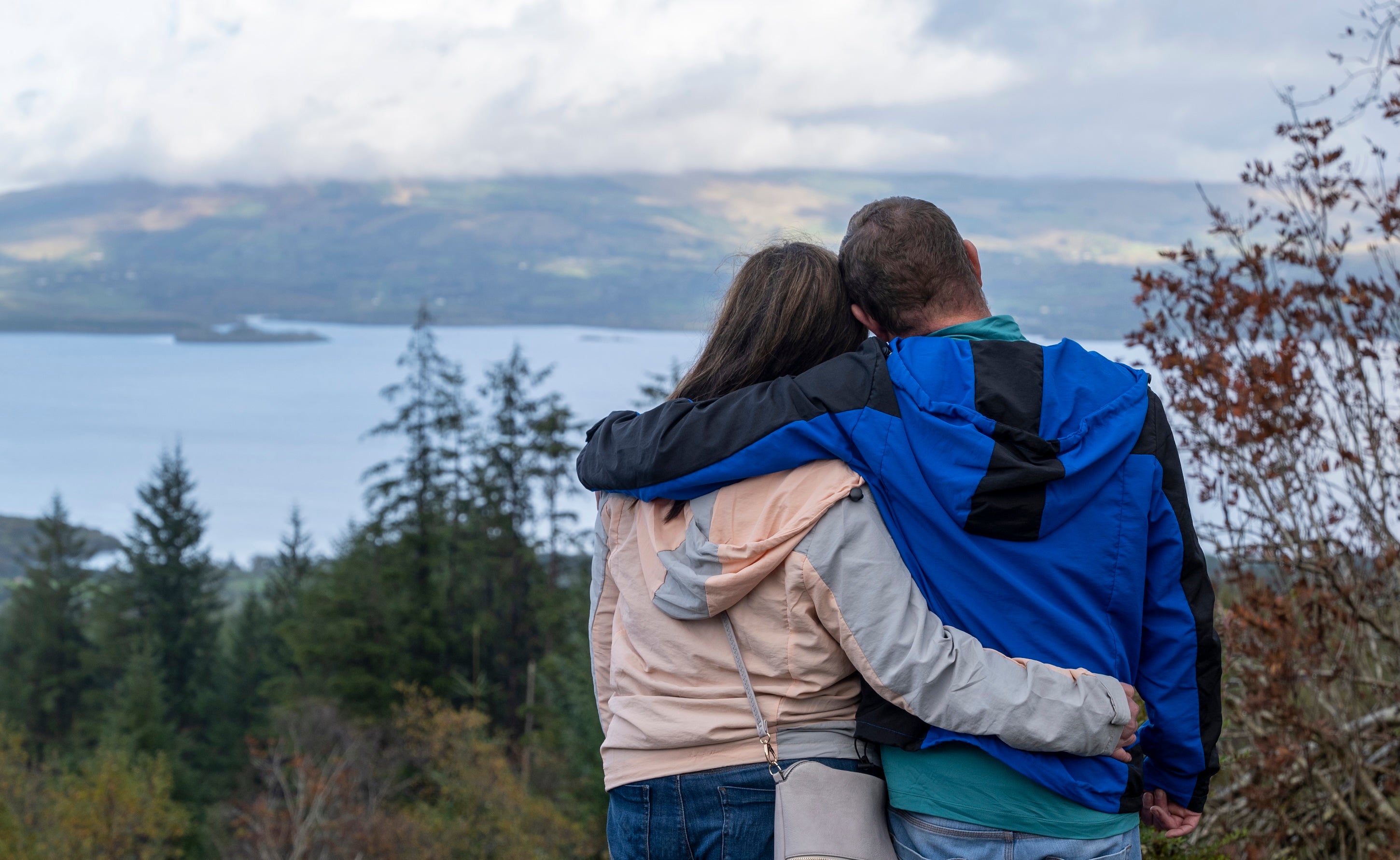 A couple on the Arigna Miners Way Viewpoint in Co Leitrim