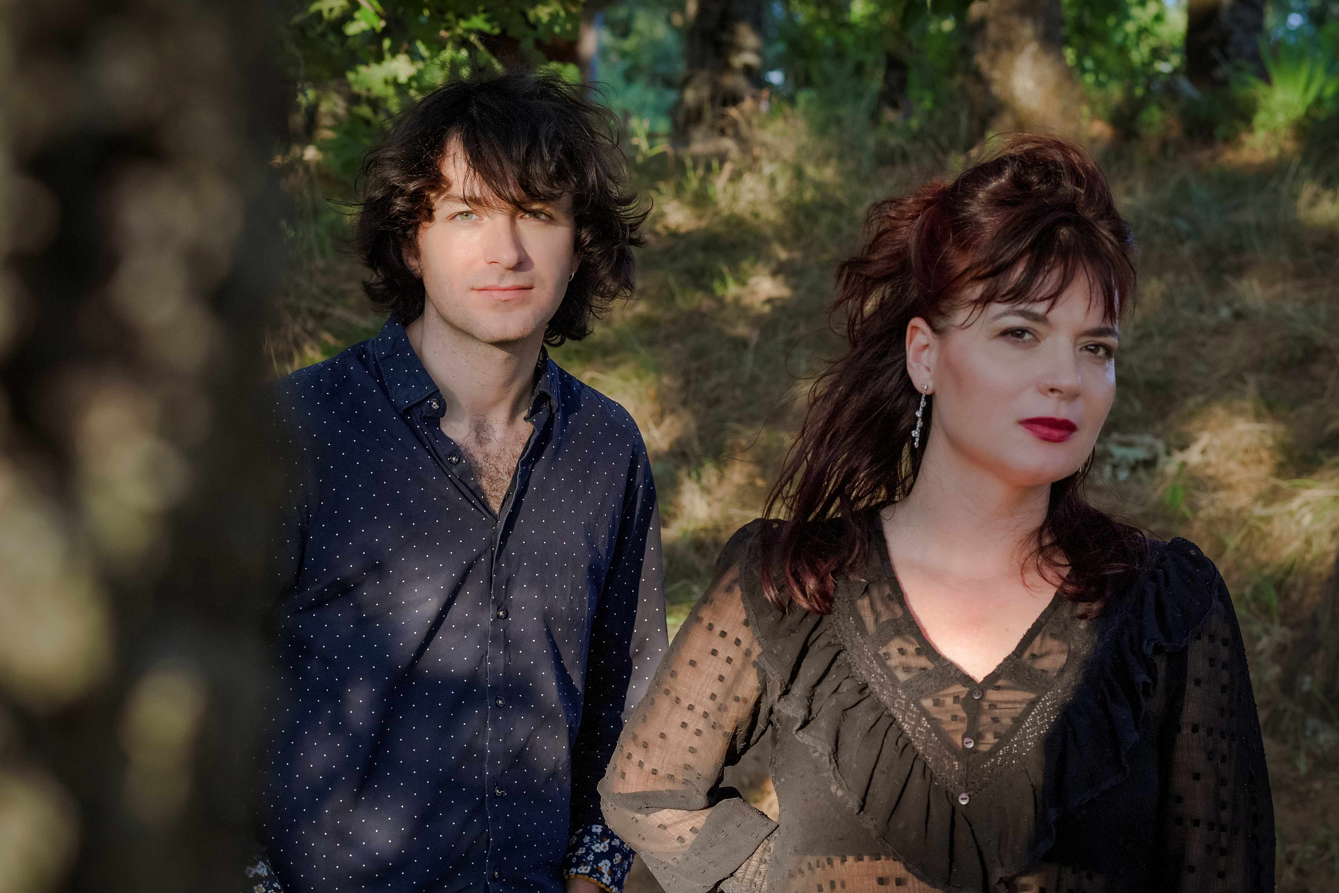 Rob Luft and Elina Duni in shade on a sunny day.