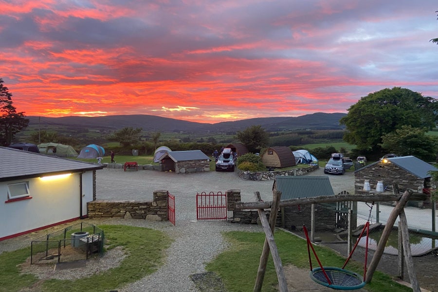 Top of the Rock Pod Páirc and Walking Centre