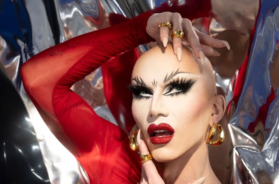 Global drag icon, Sasha Velour